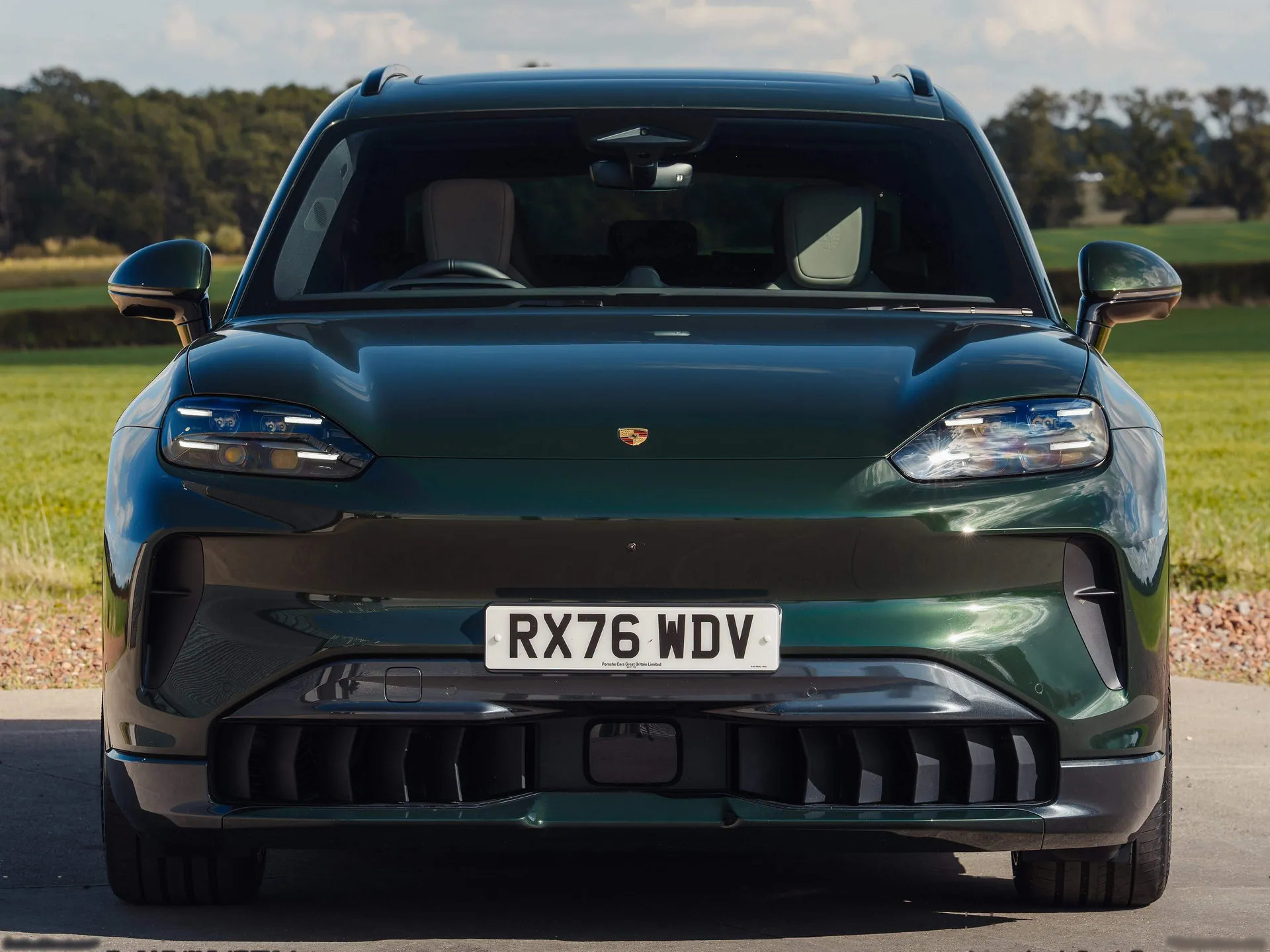 Porsche Cayenne S Electric [UK] (2027) – zepředu