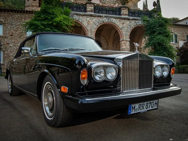 Rolls-Royce Corniche Convertible (1980)