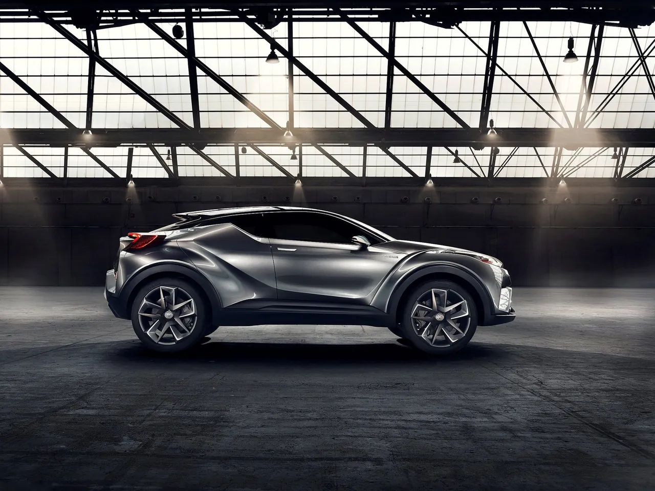 Toyota C-HR Concept (2015) – boční profil
