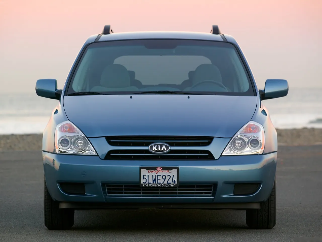 Kia Sedona (2006) – zepředu