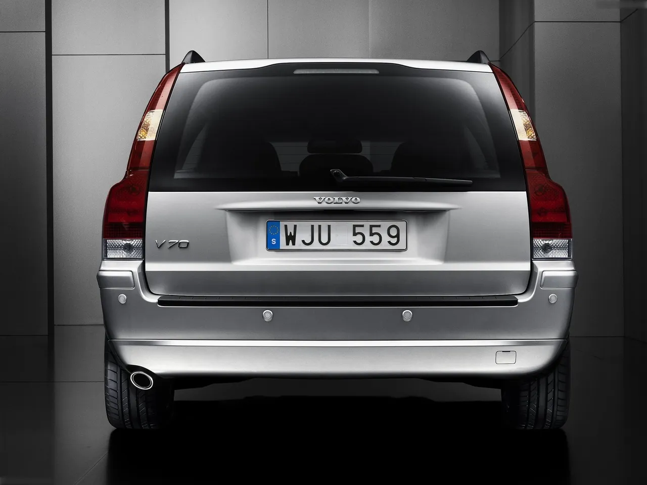 Volvo V70 (2007) – zezadu