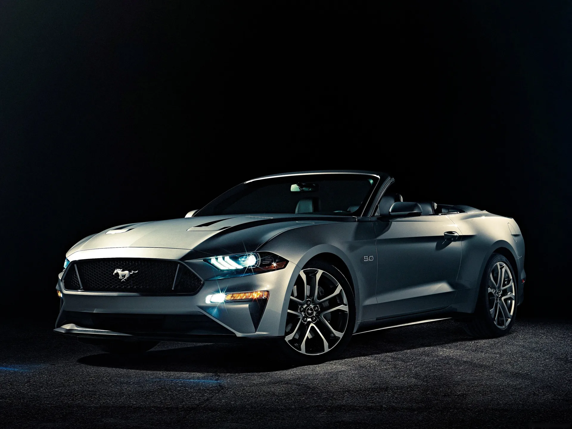 Ford Mustang GT Convertible (2018)