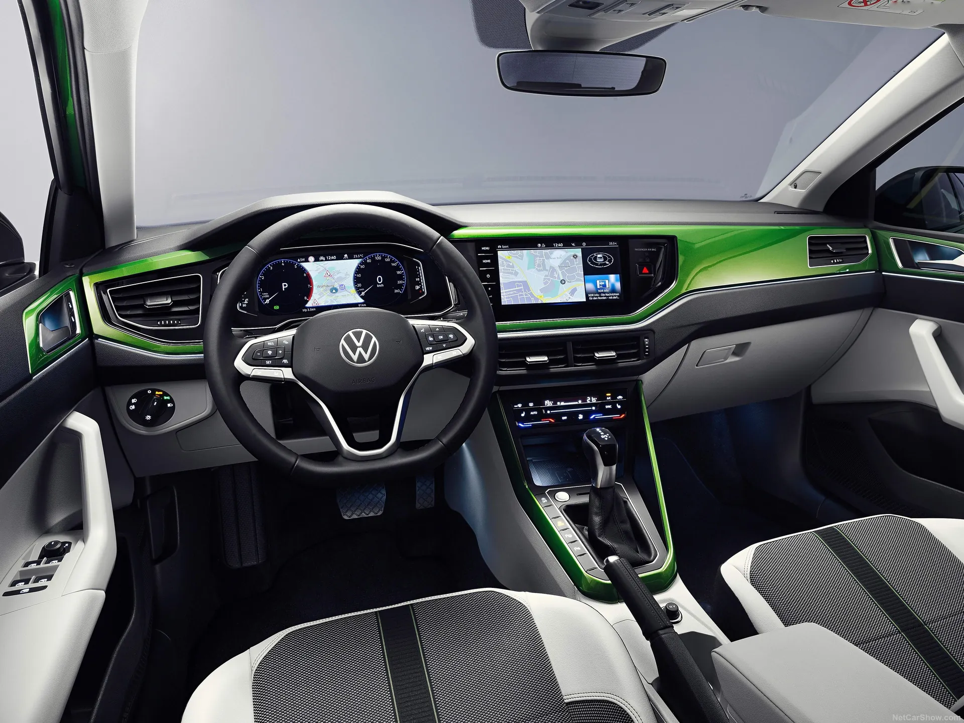 Volkswagen Taigo (2022) - Interior