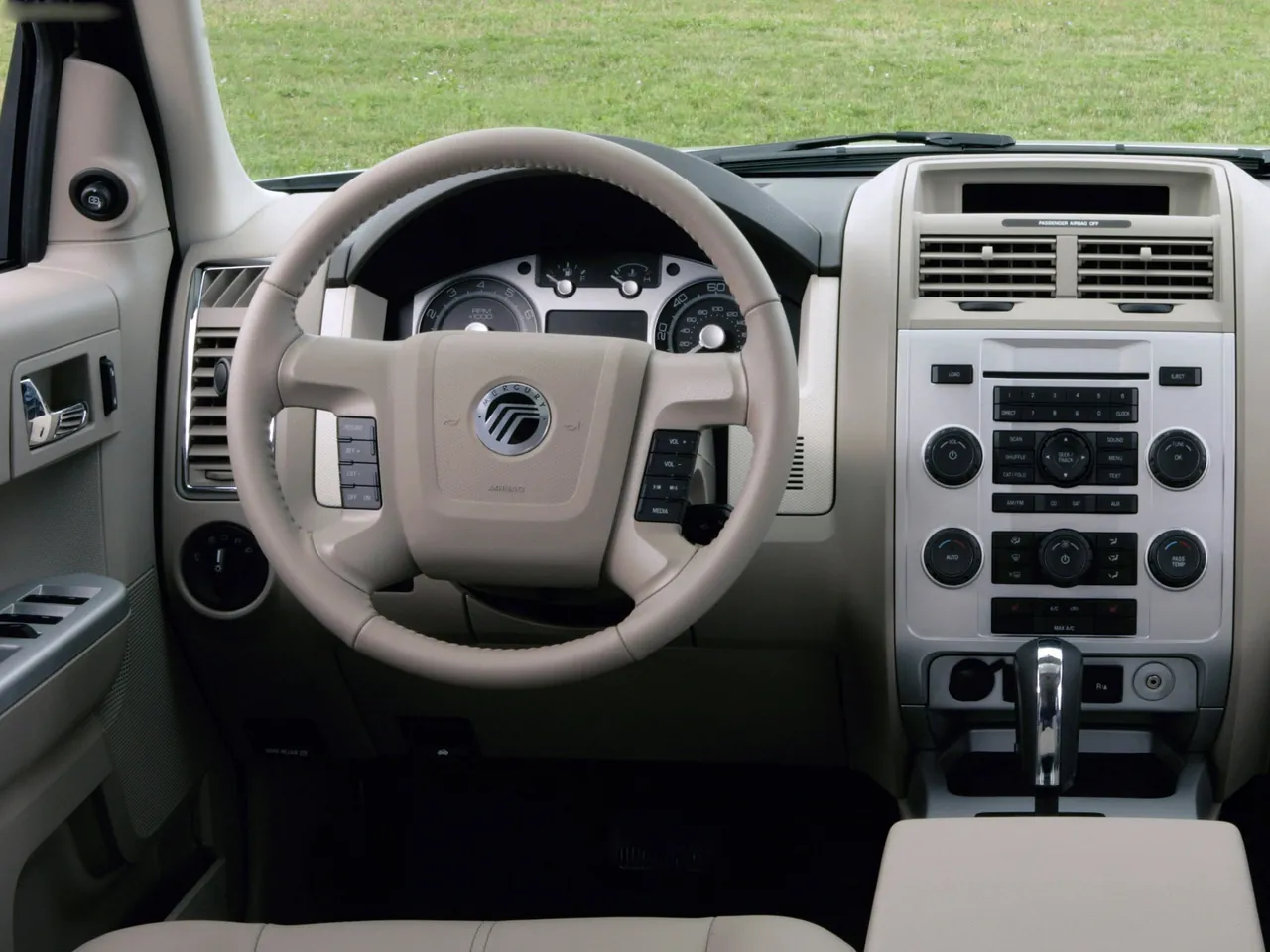 Mercury Mariner (2008) – interiér