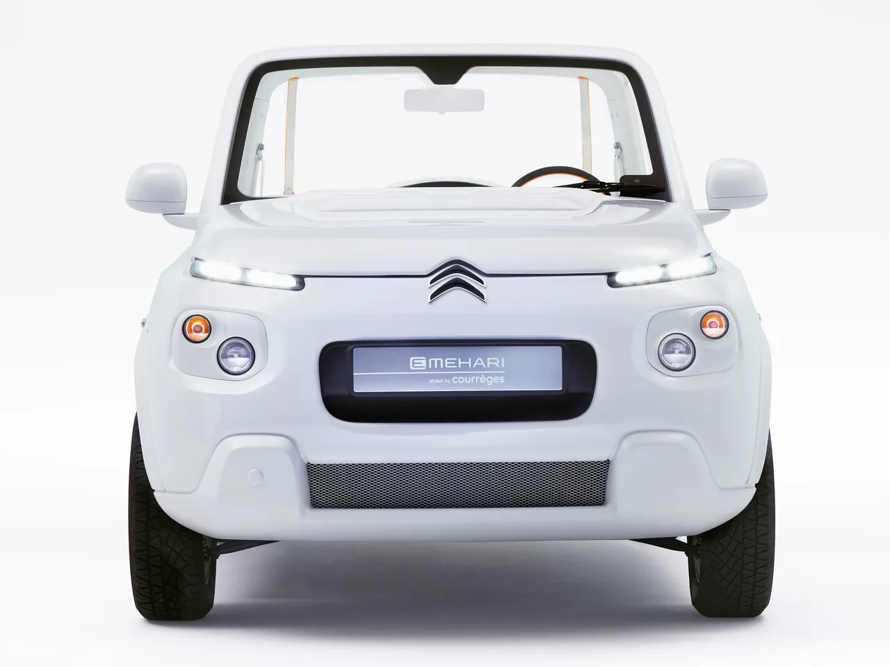 Citroen e-Mehari by Courreges Concept (2016) – zepředu