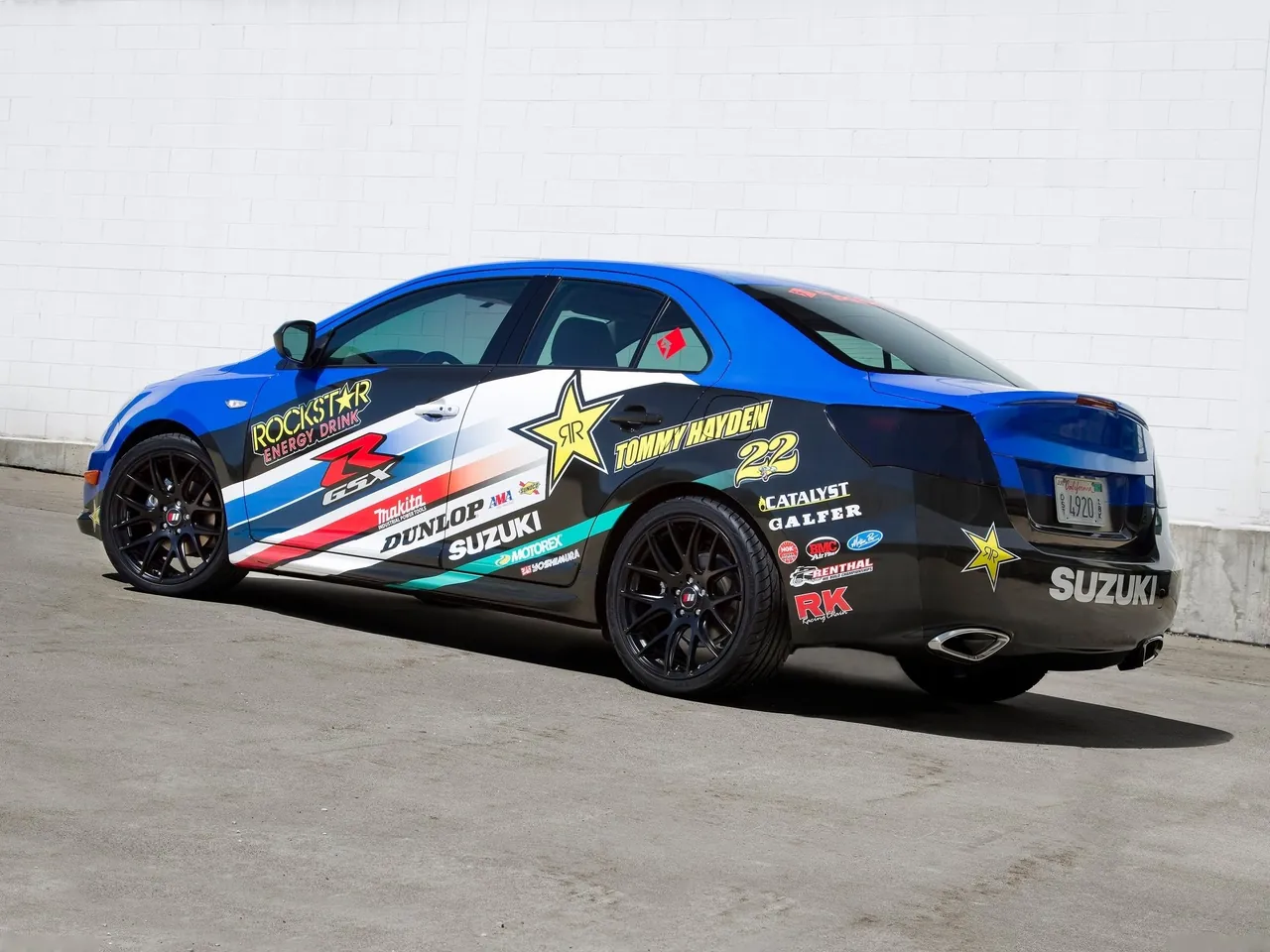 Suzuki Kizashi Apex Concept (2011) – zadní tříčtvrteční pohled