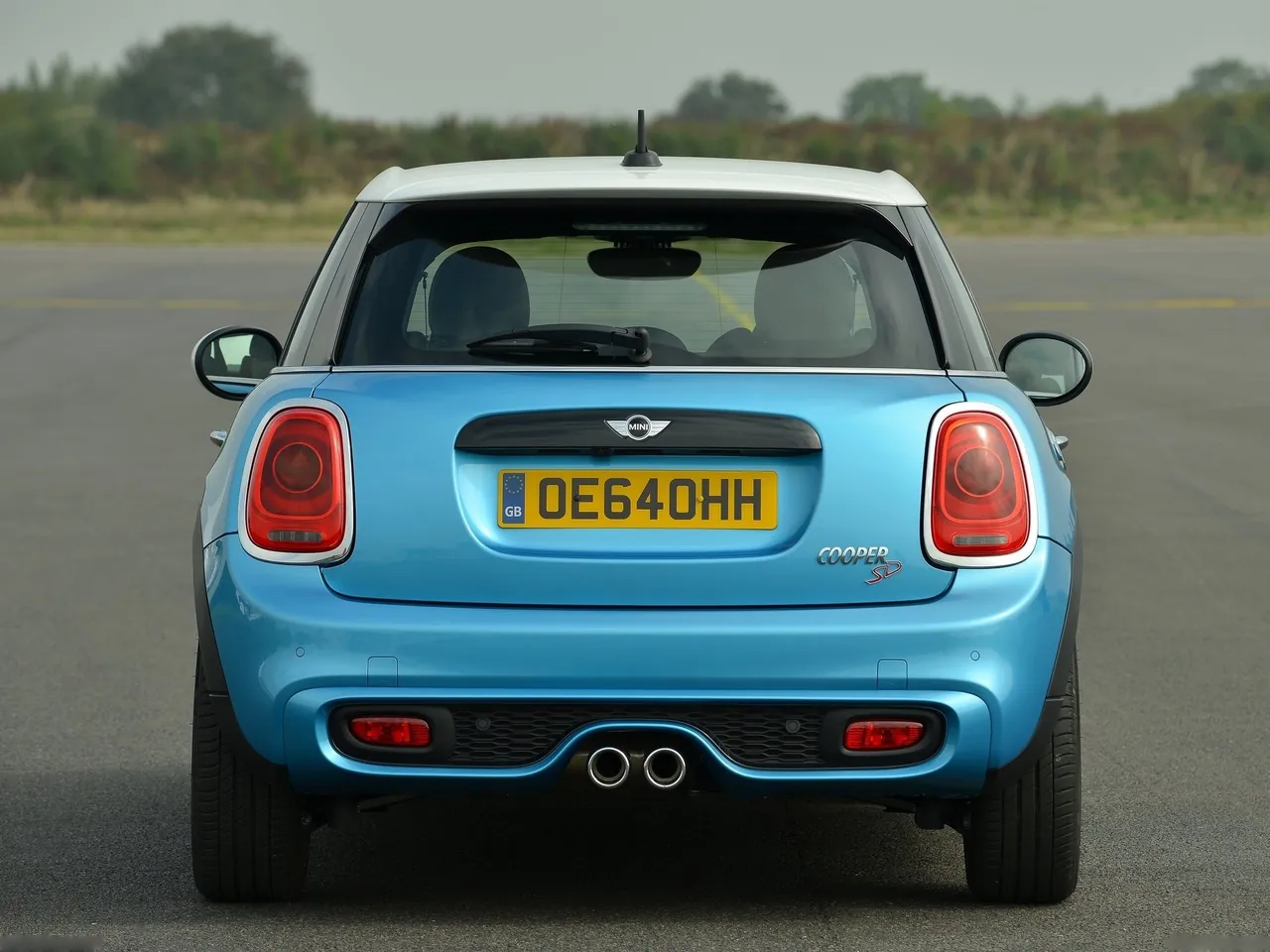 Mini Cooper SD 5-door (2015) – zezadu