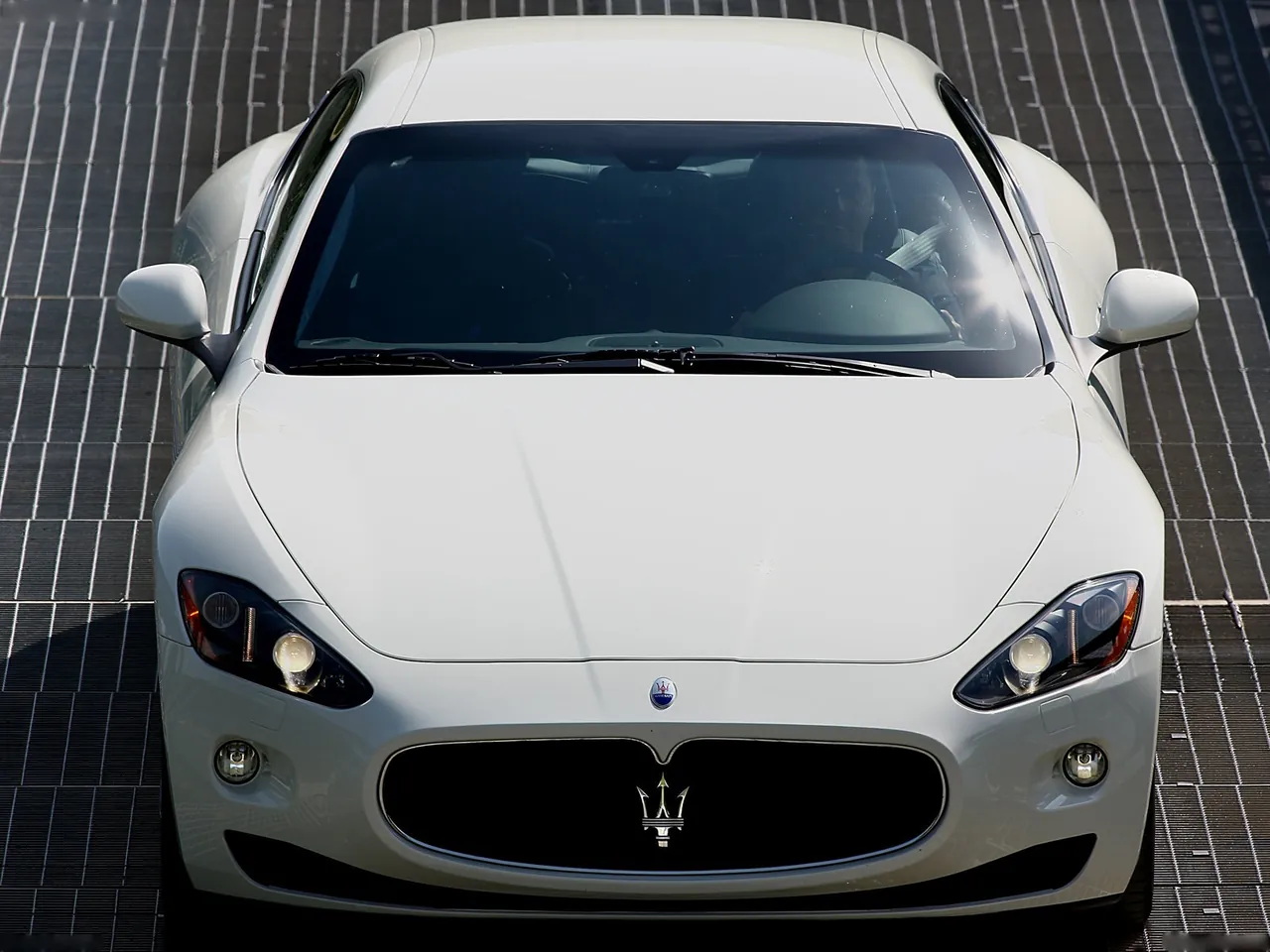 Maserati GranTurismo S (2009) – zepředu