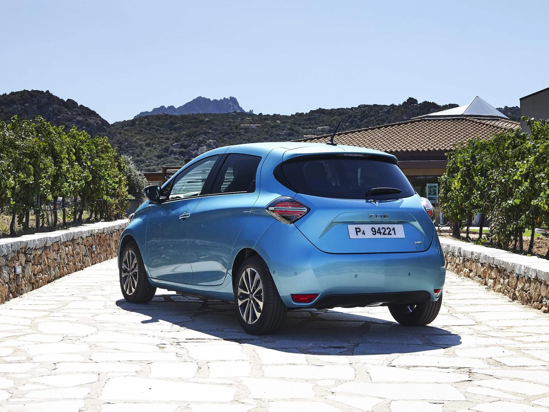 Renault Zoe (2020) – zadní tříčtvrteční pohled