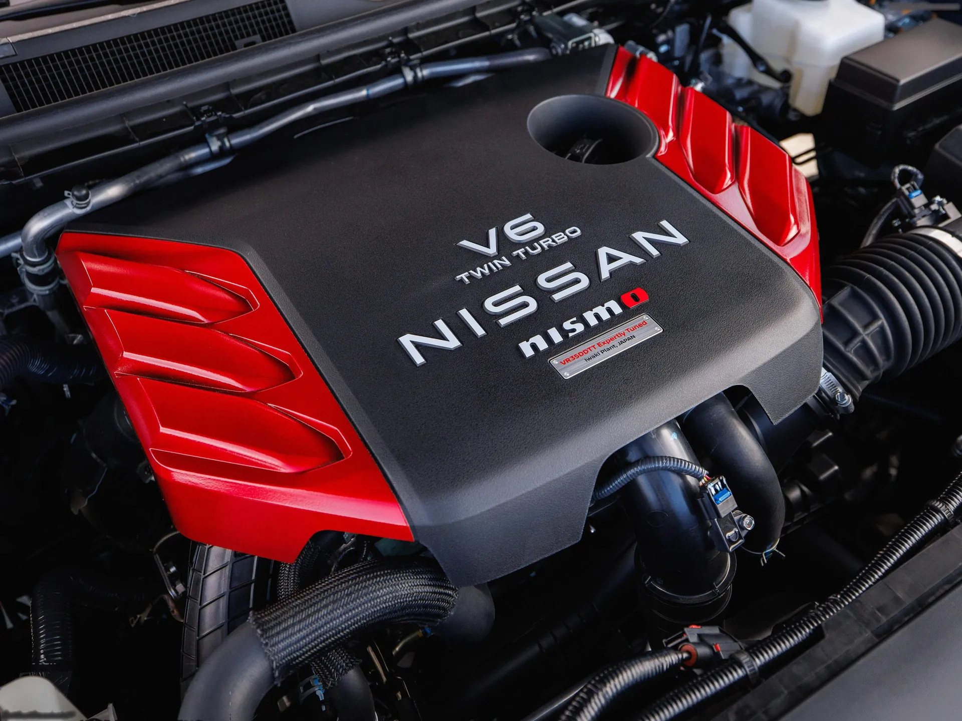Nissan Armada Nismo (2026) – motorový prostor