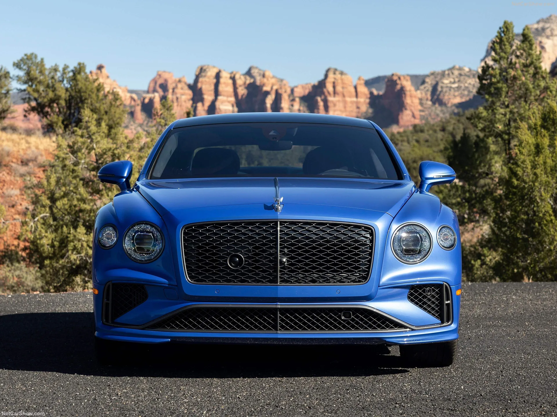 Bentley Flying Spur Speed (2025) – zepředu