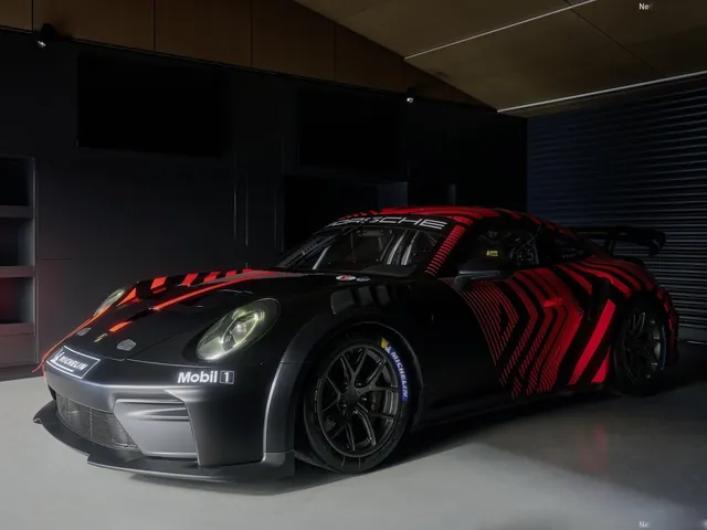 Porsche 911 GT4 R (2027)