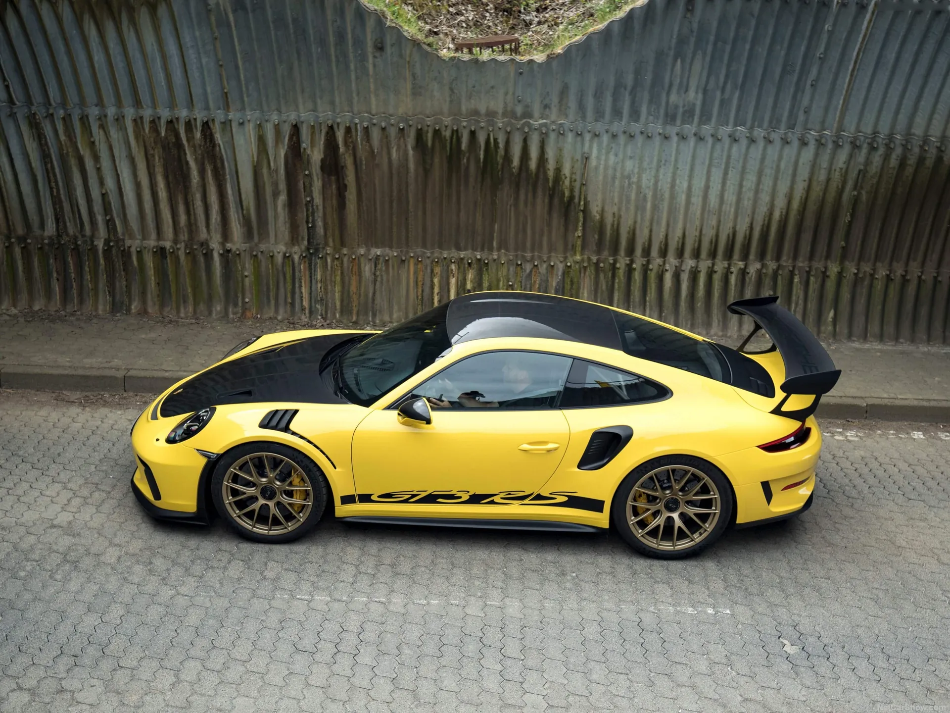 Porsche 911 GT3 RS Weissach Package (2019) – boční profil