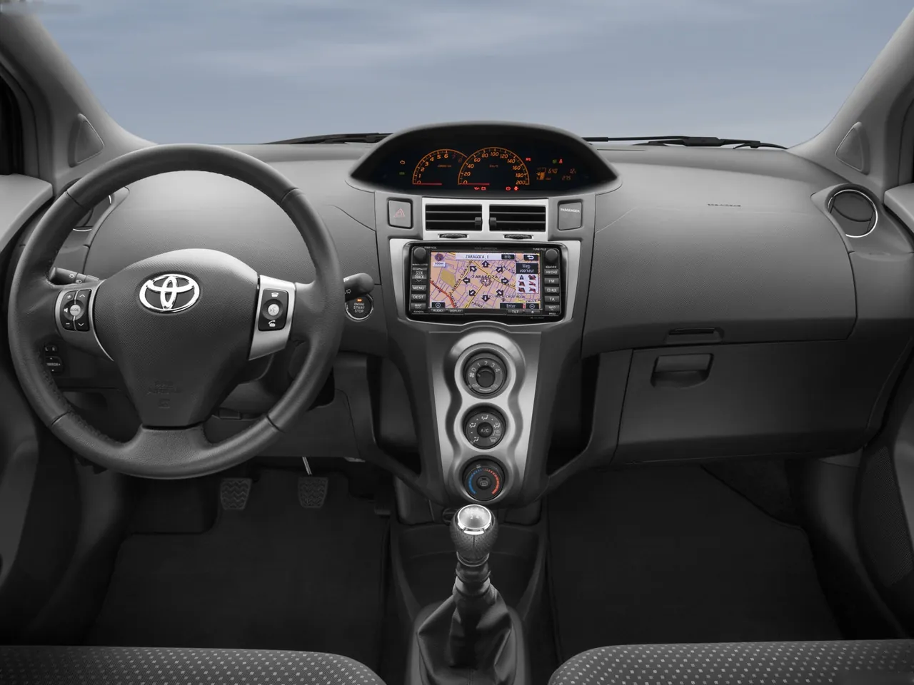 Toyota Yaris (2009) - Interior