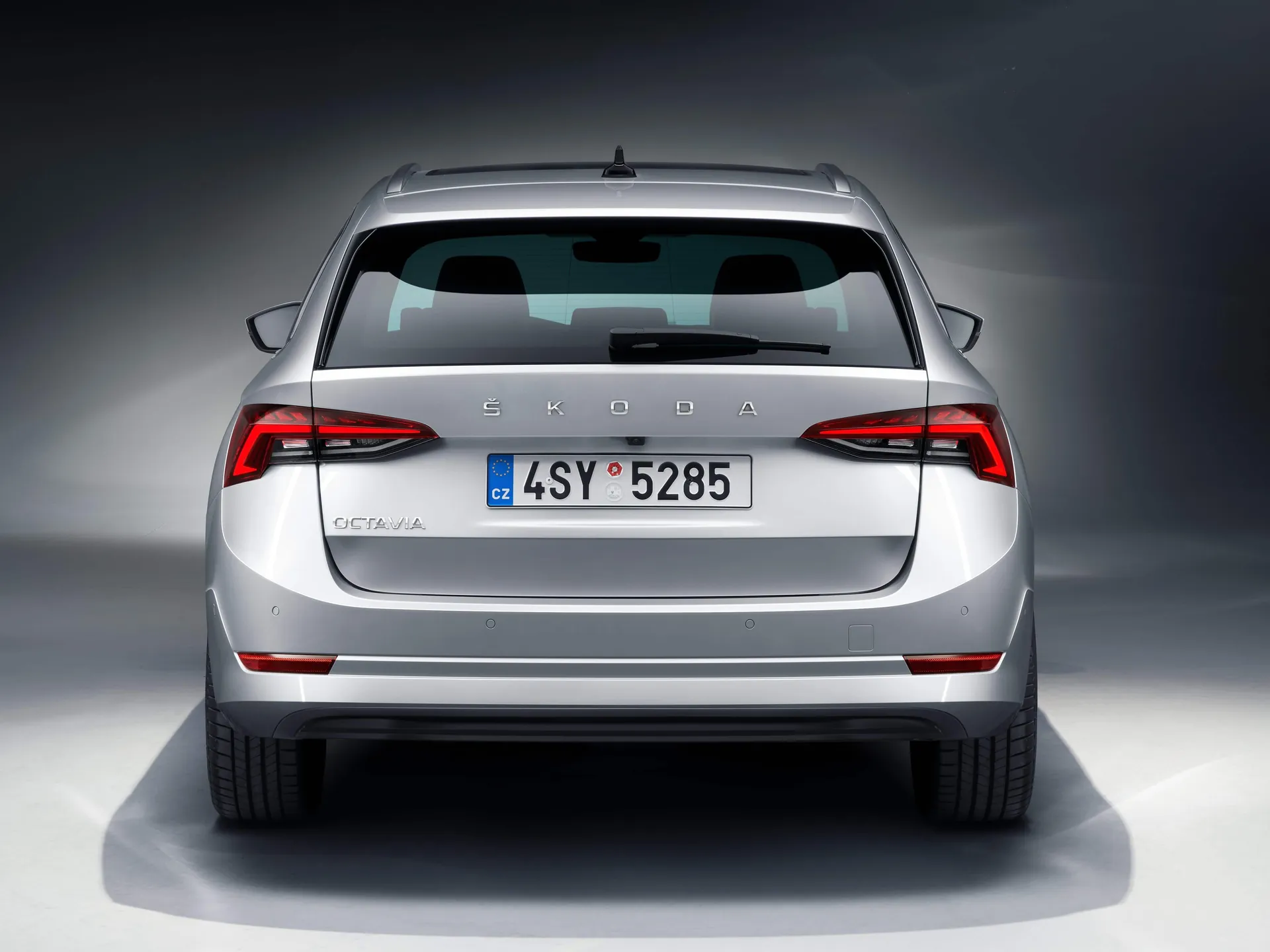 Skoda Octavia Combi (2020) - Rear