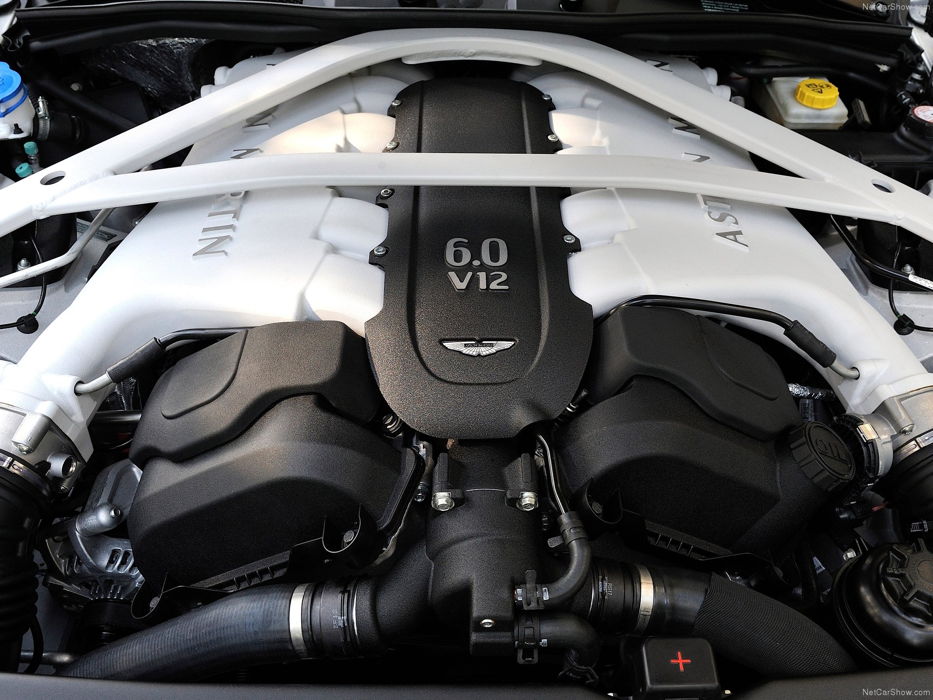 Aston Martin AM 310 Vanquish (2013) – motor