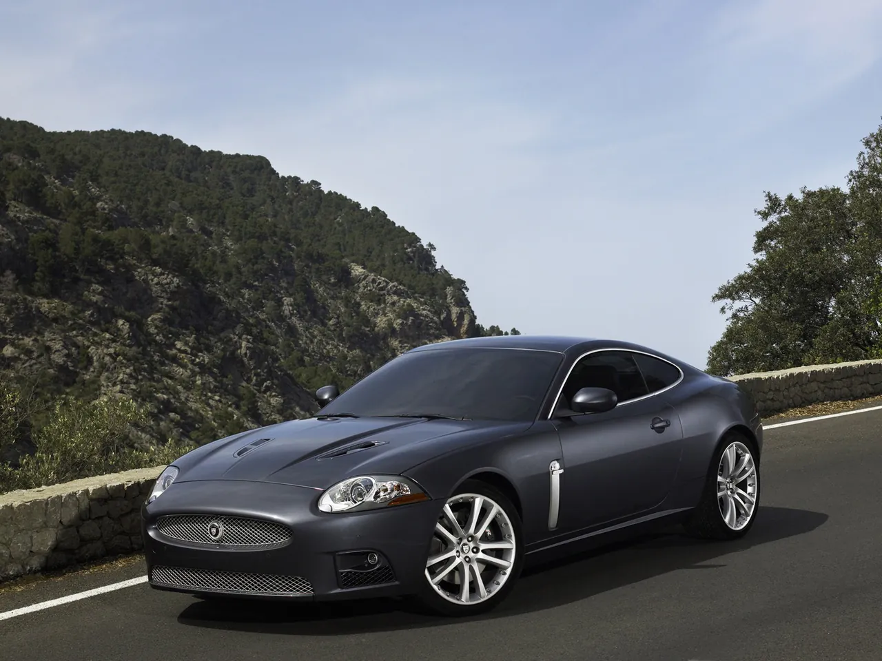Jaguar XKR (2007)