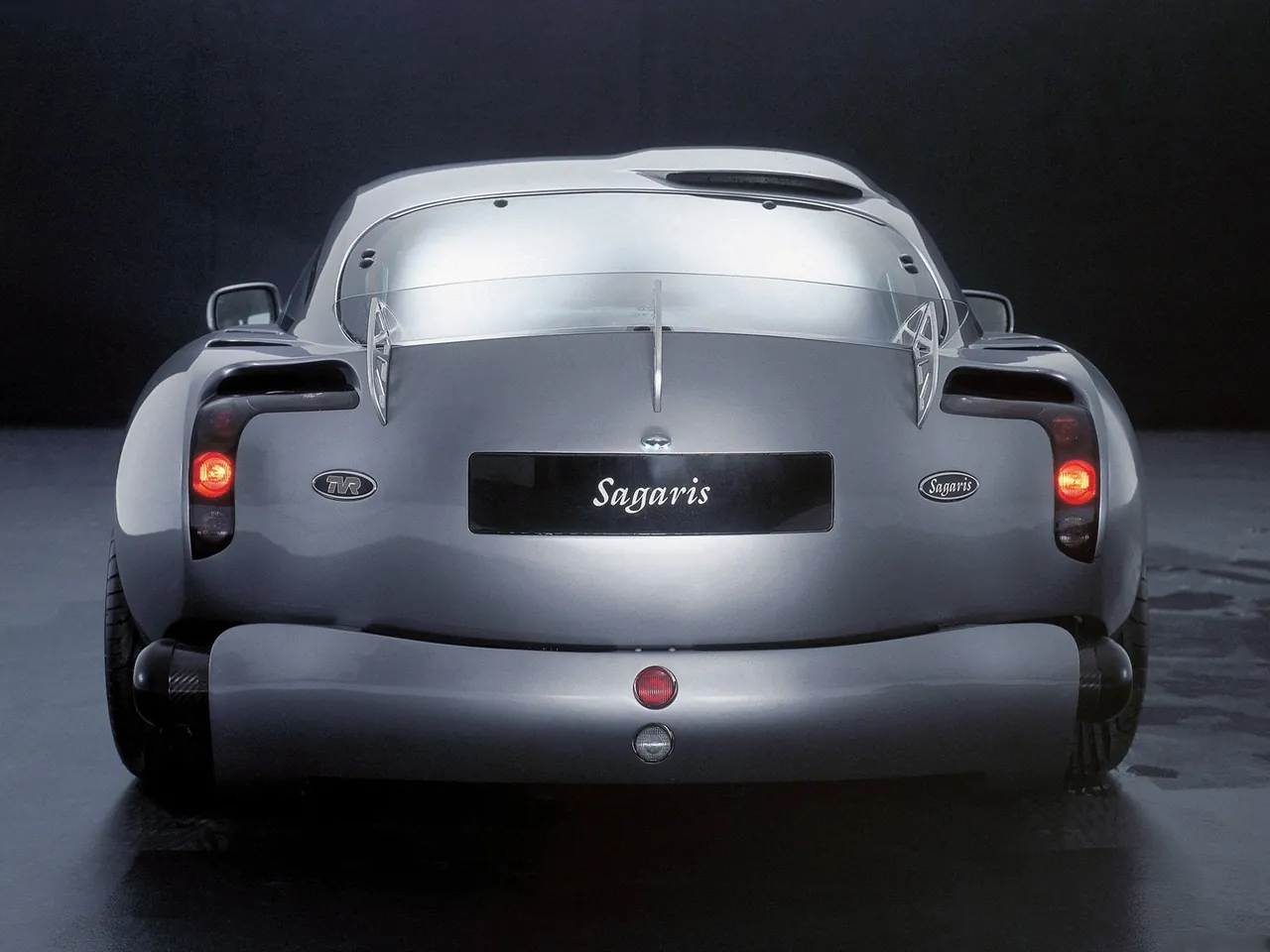 TVR Sagaris (2004) – zezadu