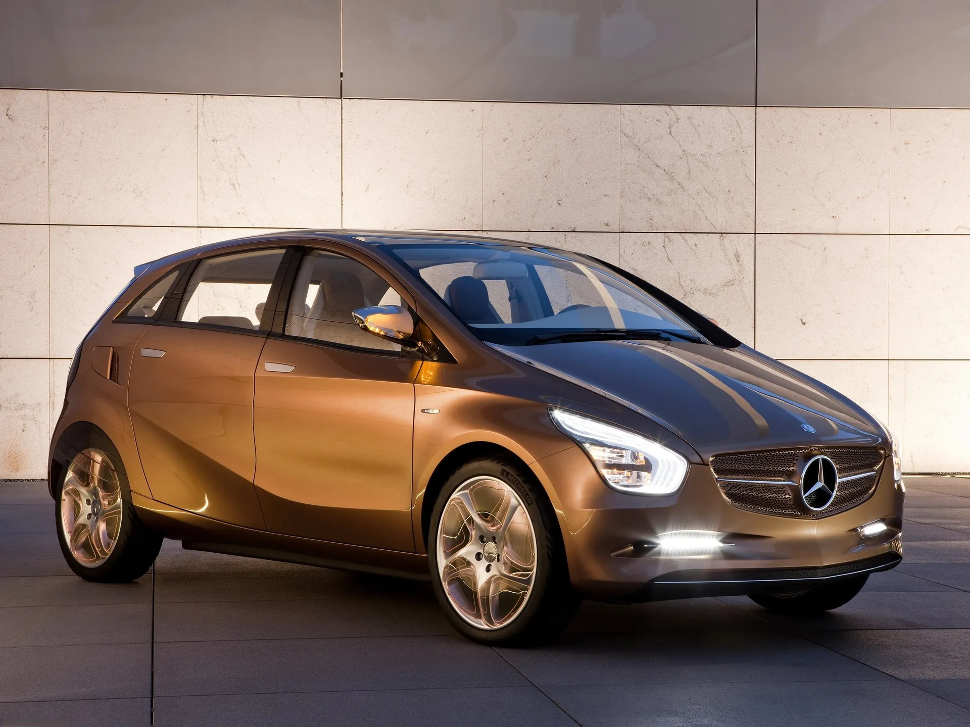 Mercedes-Benz BlueZero E-Cell Plus Concept (2009)