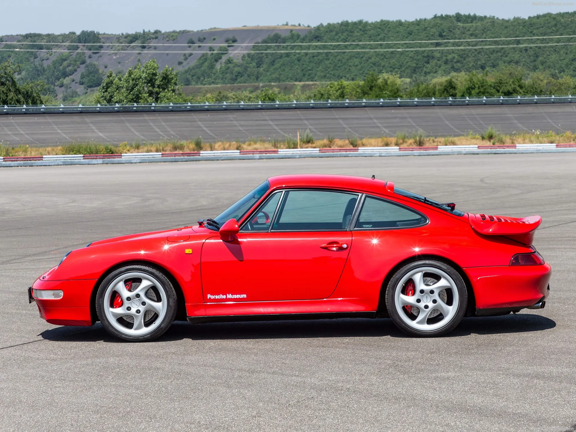 Porsche 911 Turbo (1995) – boční profil
