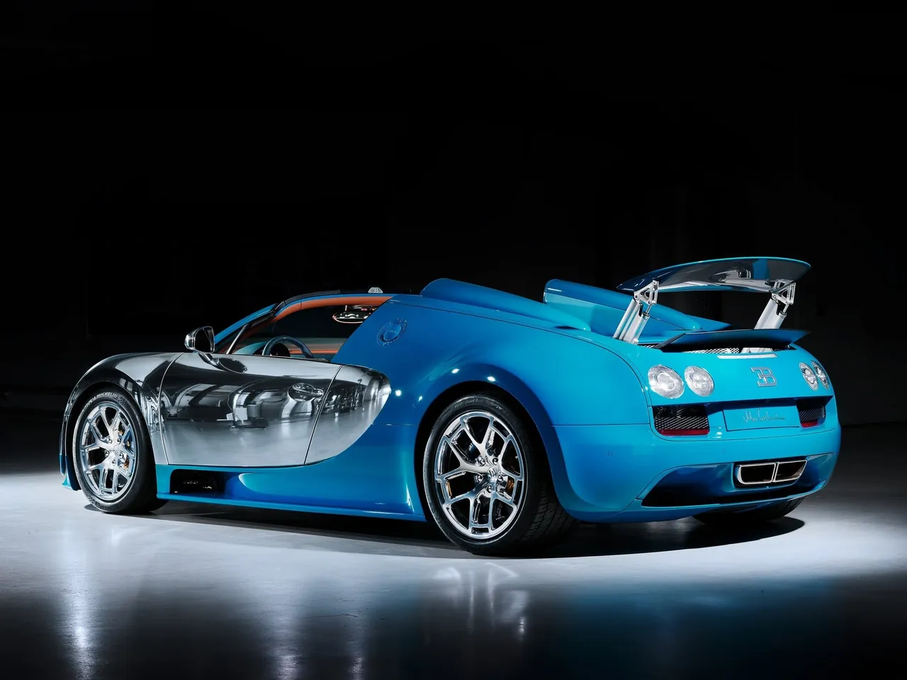 Bugatti Veyron Meo Costantini (2013) - Rear Three-Quarter