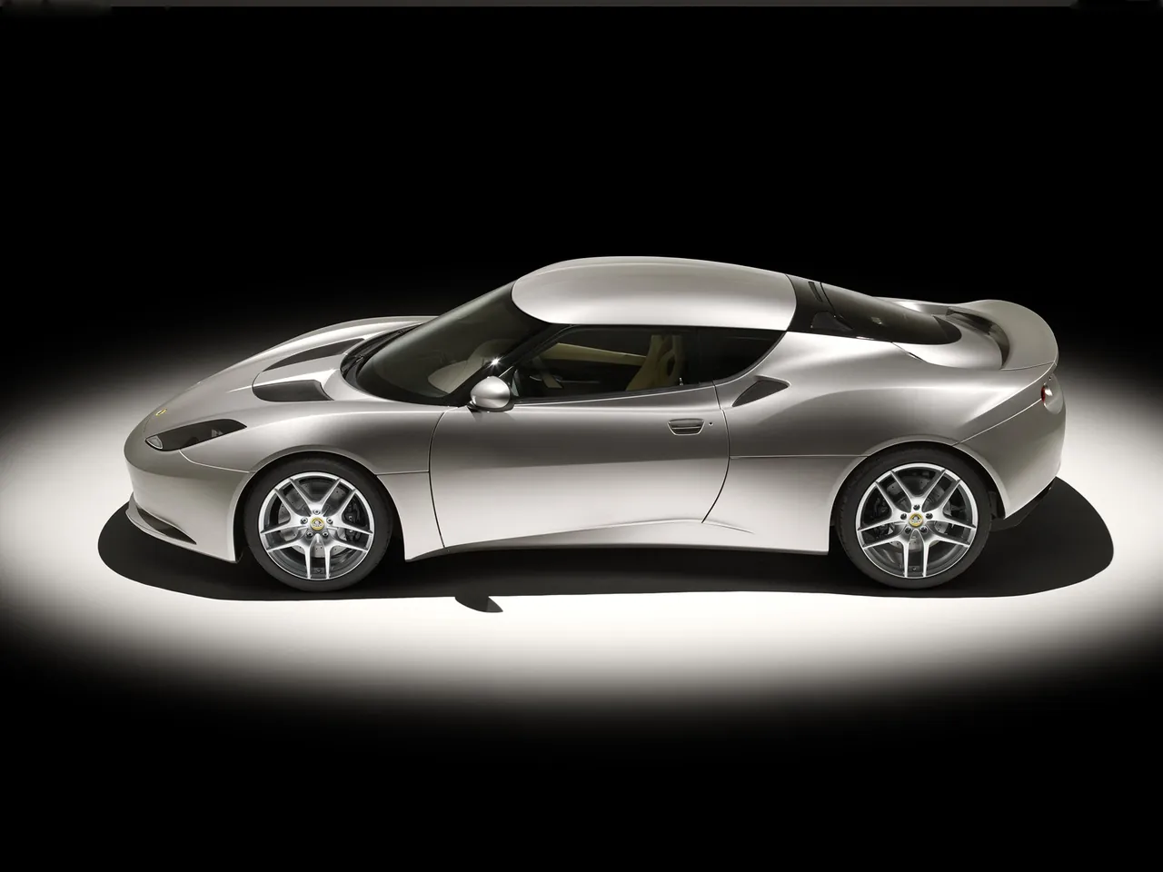 Lotus Evora (2010) – boční profil