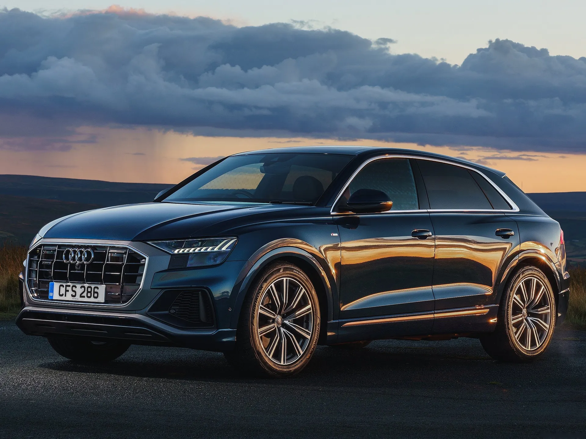 Audi Q8 [UK] (2019)