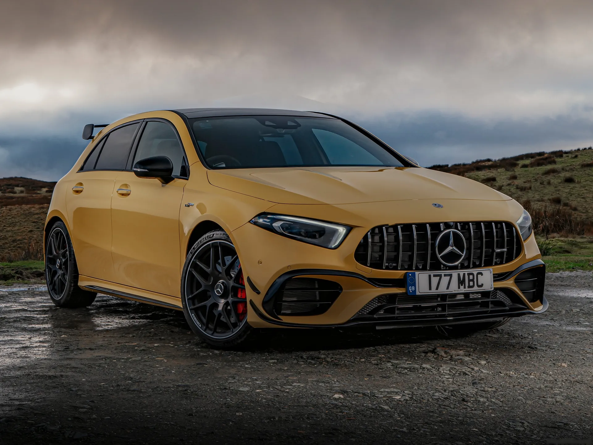 Mercedes-Benz A45 S AMG [UK] (2020)