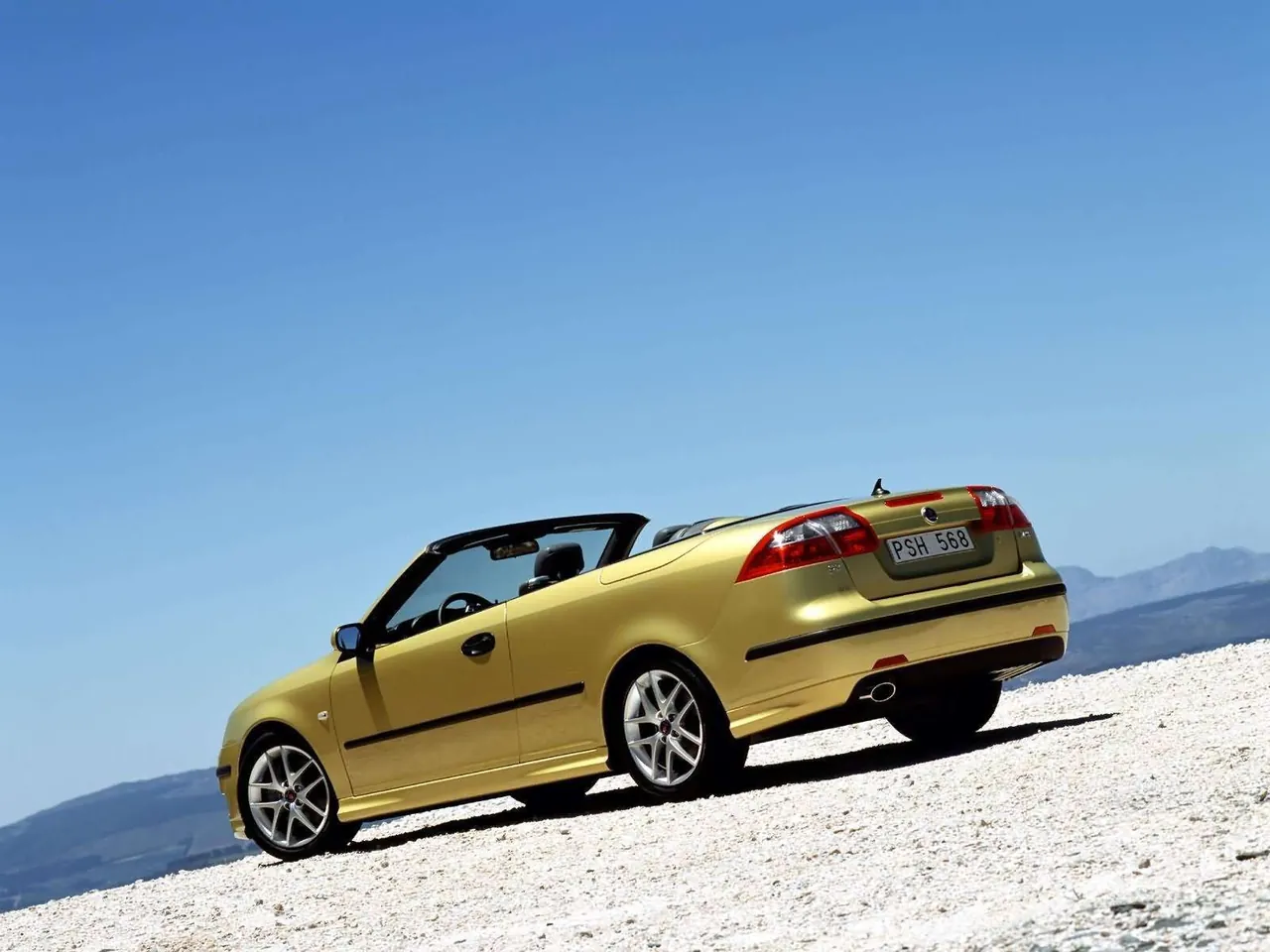 Saab 93 Convertible (2003) – zadní tříčtvrteční pohled