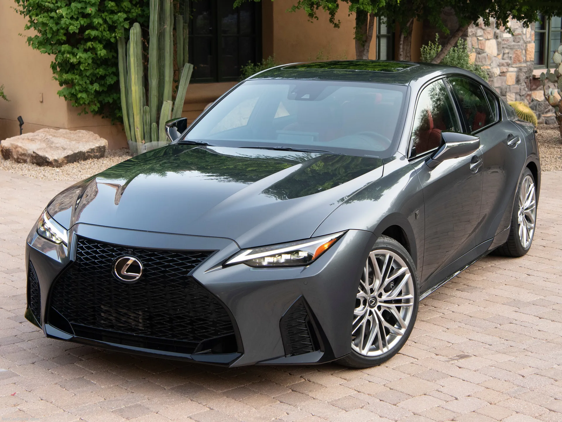 Lexus IS 500 F Sport Performance (2022)