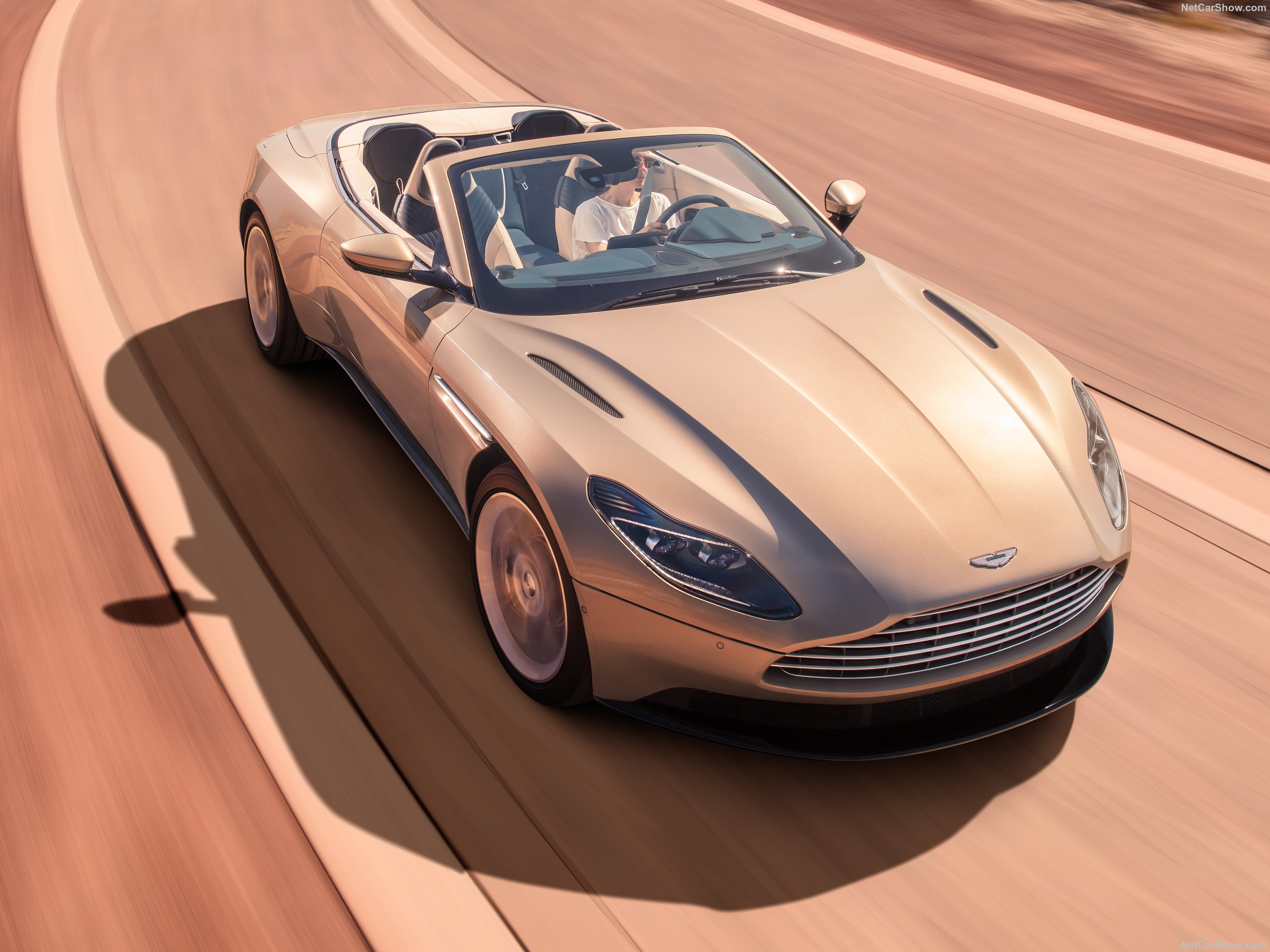 Aston Martin DB11 Volante (2019)