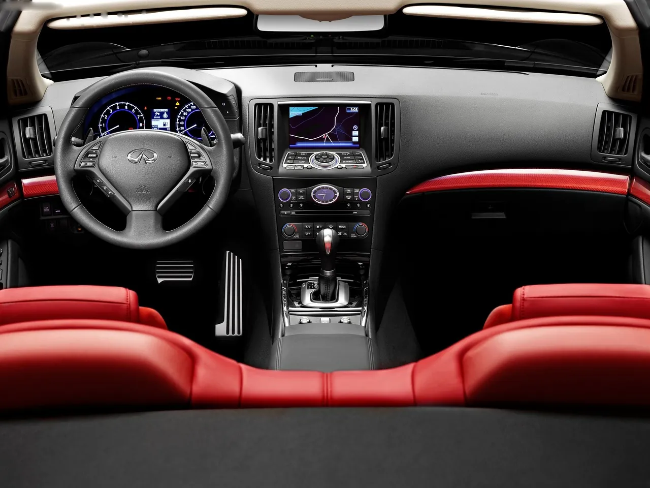 Infiniti IPL G Cabrio Concept (2010) – interiér