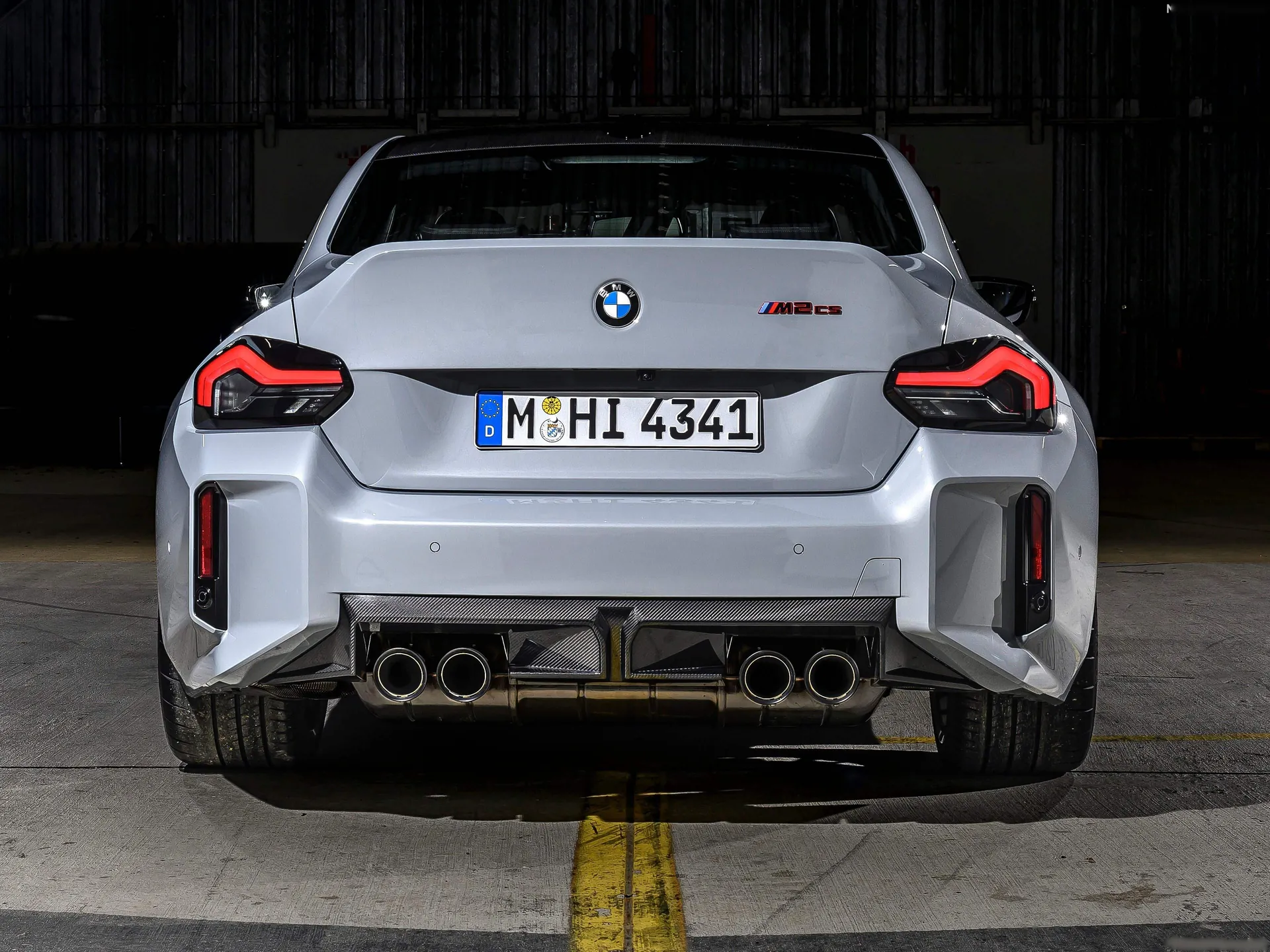BMW M2 CS (2026) – zezadu