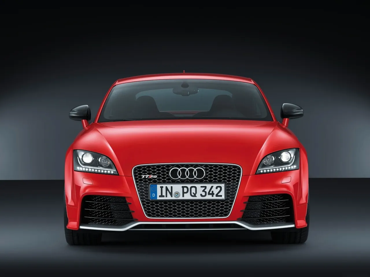 Audi TT RS plus (2013) – zepředu
