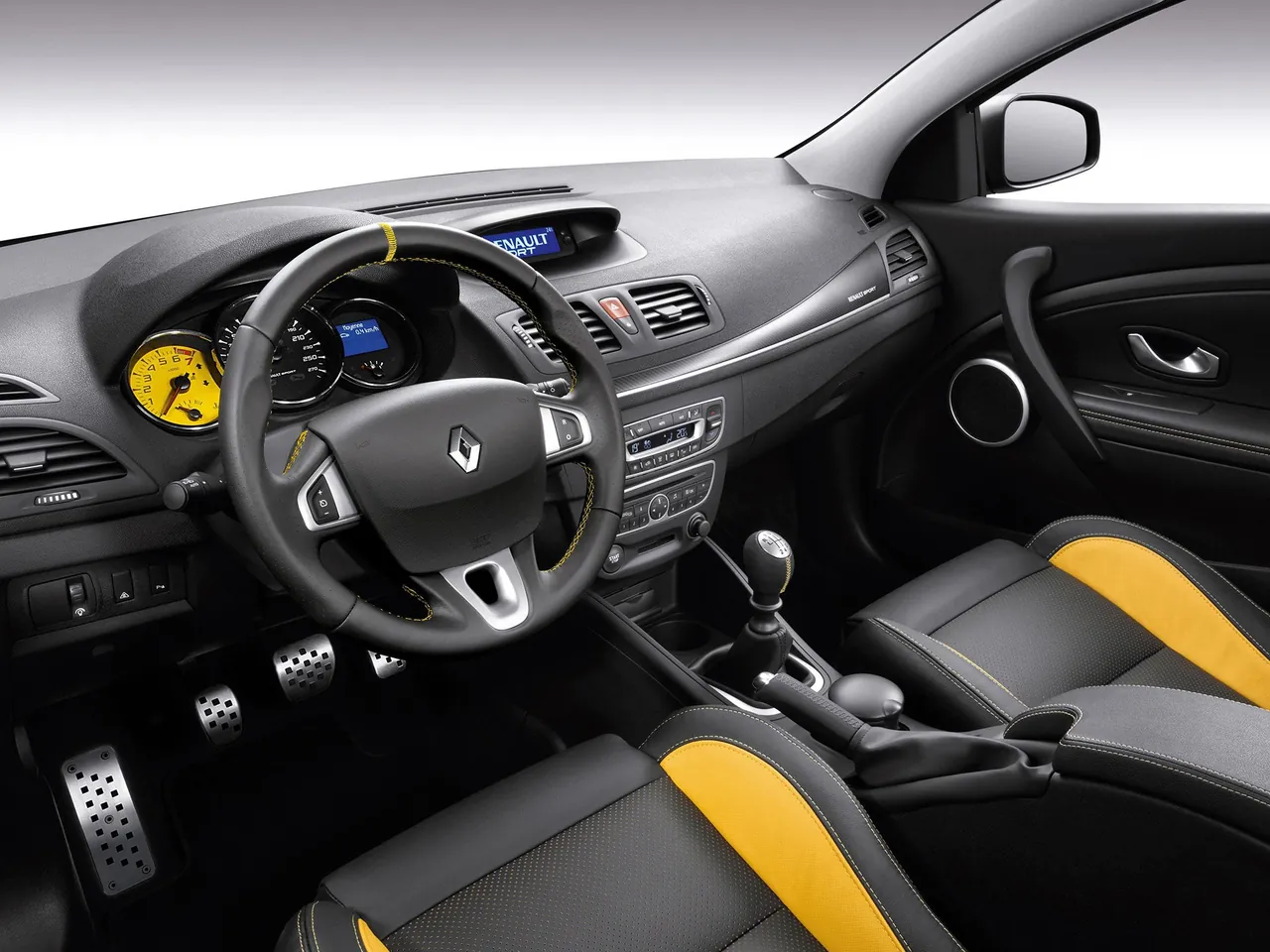 Renault Megane RS (2010) – interiér
