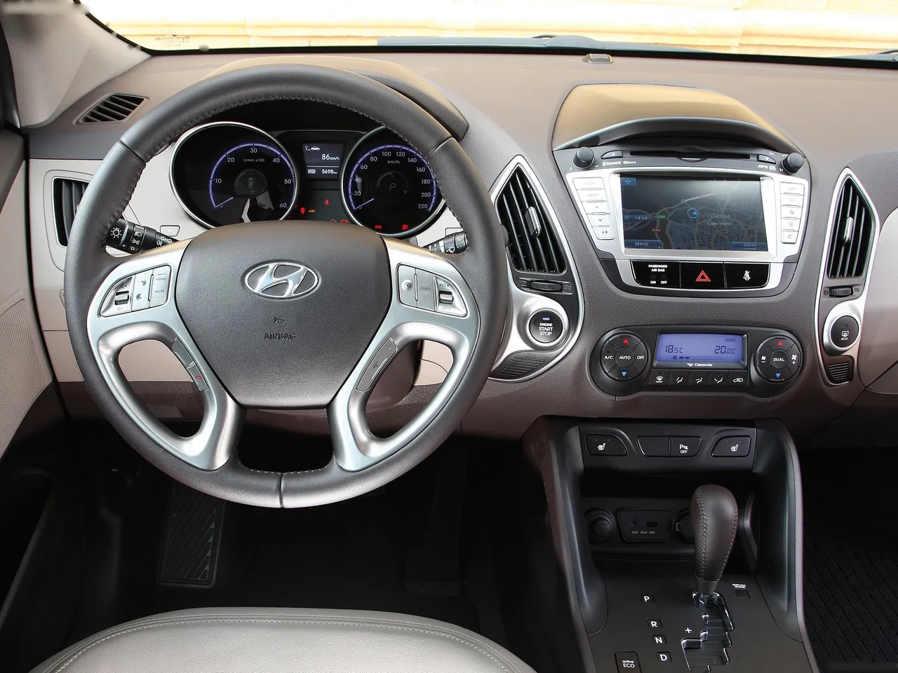 Hyundai ix35 (2011) – interiér
