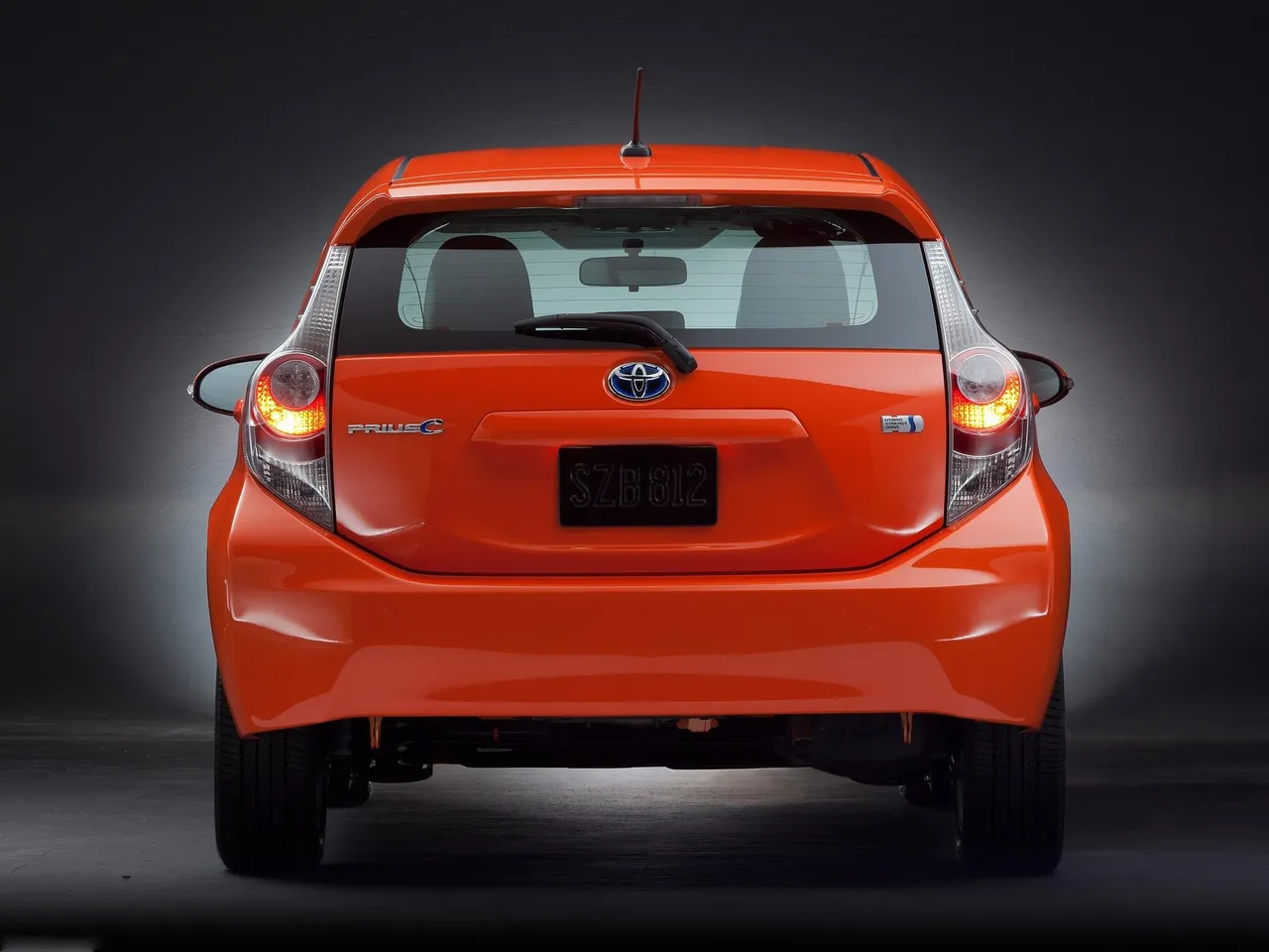 Toyota Prius C (2012) – zezadu