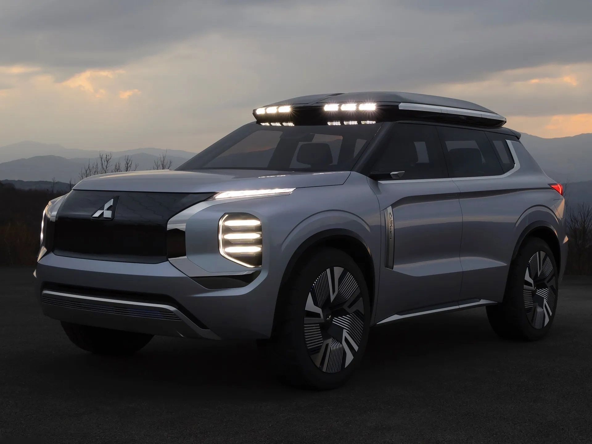 Mitsubishi Engelberg Tourer Concept (2019)