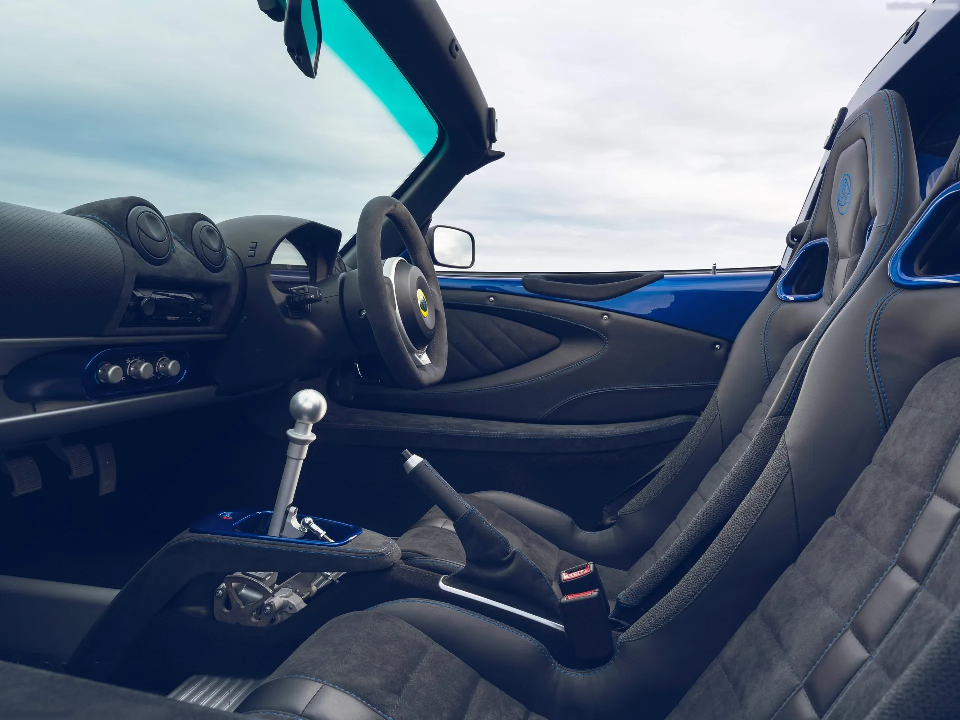 Lotus Elise Sport 240 Final Edition (2021) – interiér