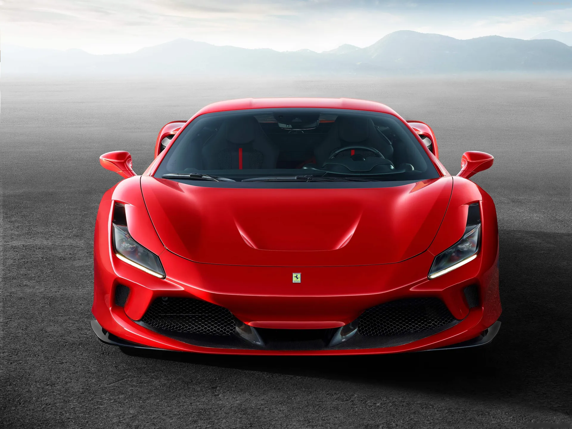 Ferrari F8 Tributo (2020) – zepředu
