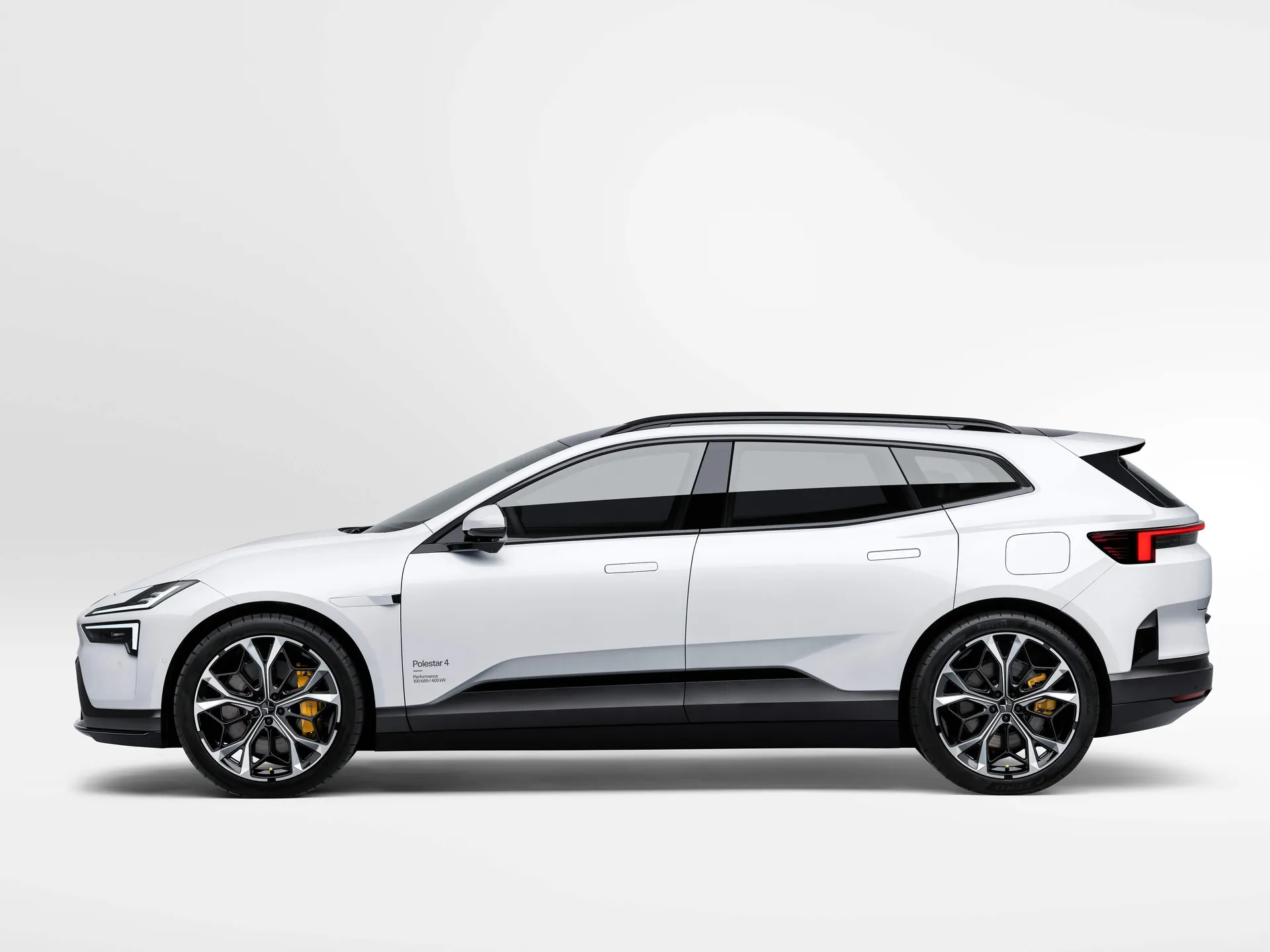 Polestar 4 SUV (2027) – boční profil