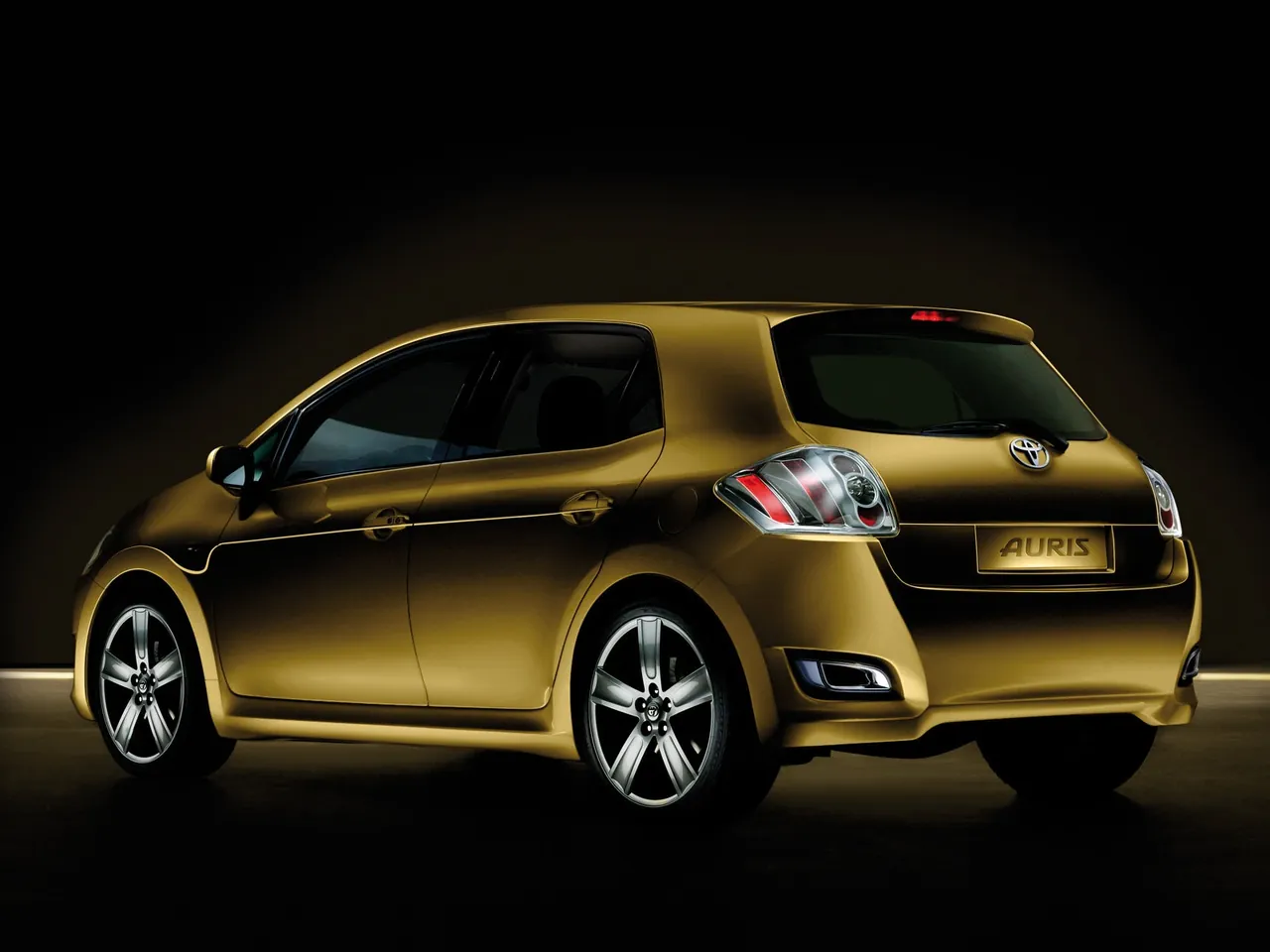 Toyota Auris Space Concept (2006) - Rear Three-Quarter