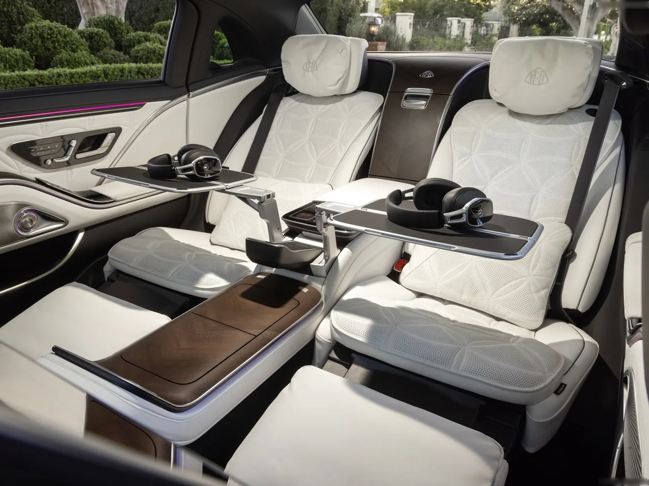 Mercedes-Benz S680 Maybach [US] (2027)