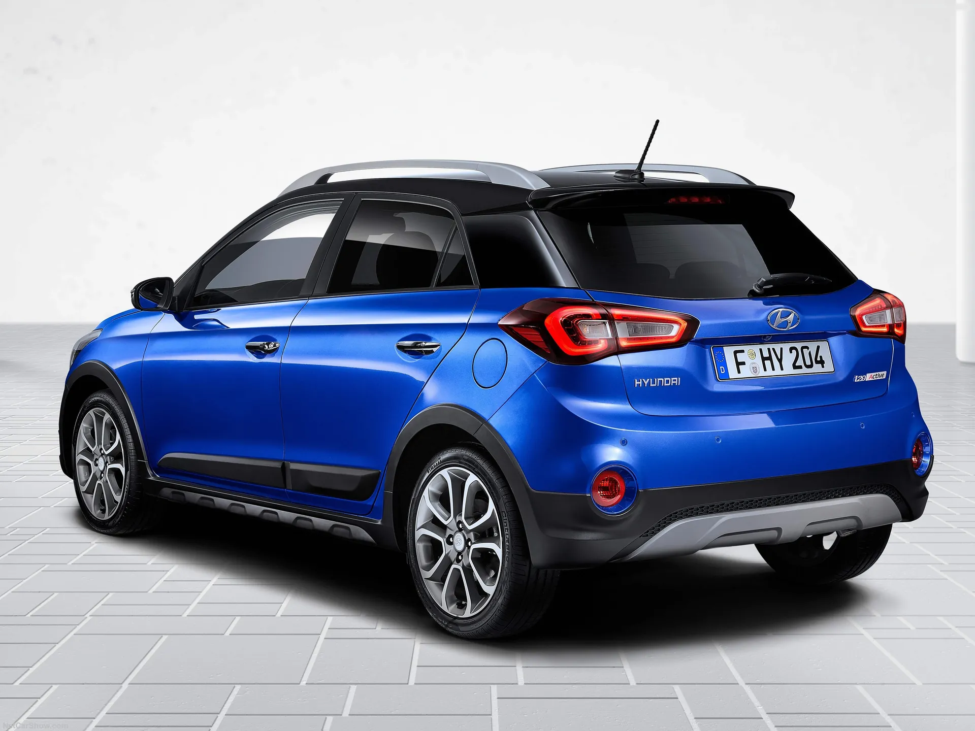 Hyundai i20 Active (2019) – zadní tříčtvrteční pohled