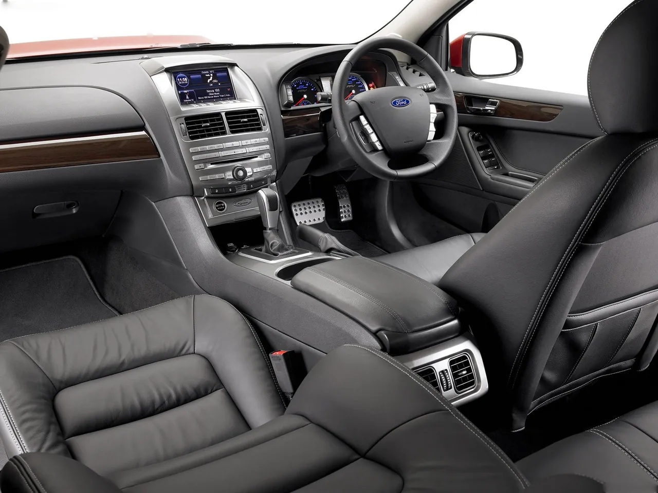 FPV GT-E (2008) – interiér