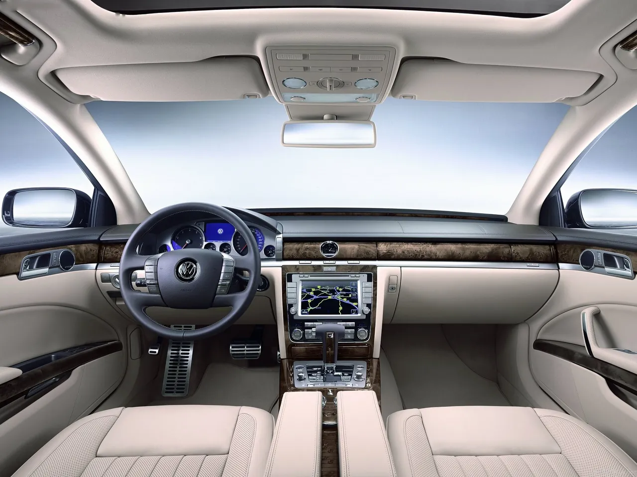 Volkswagen Phaeton (2011) - Interior