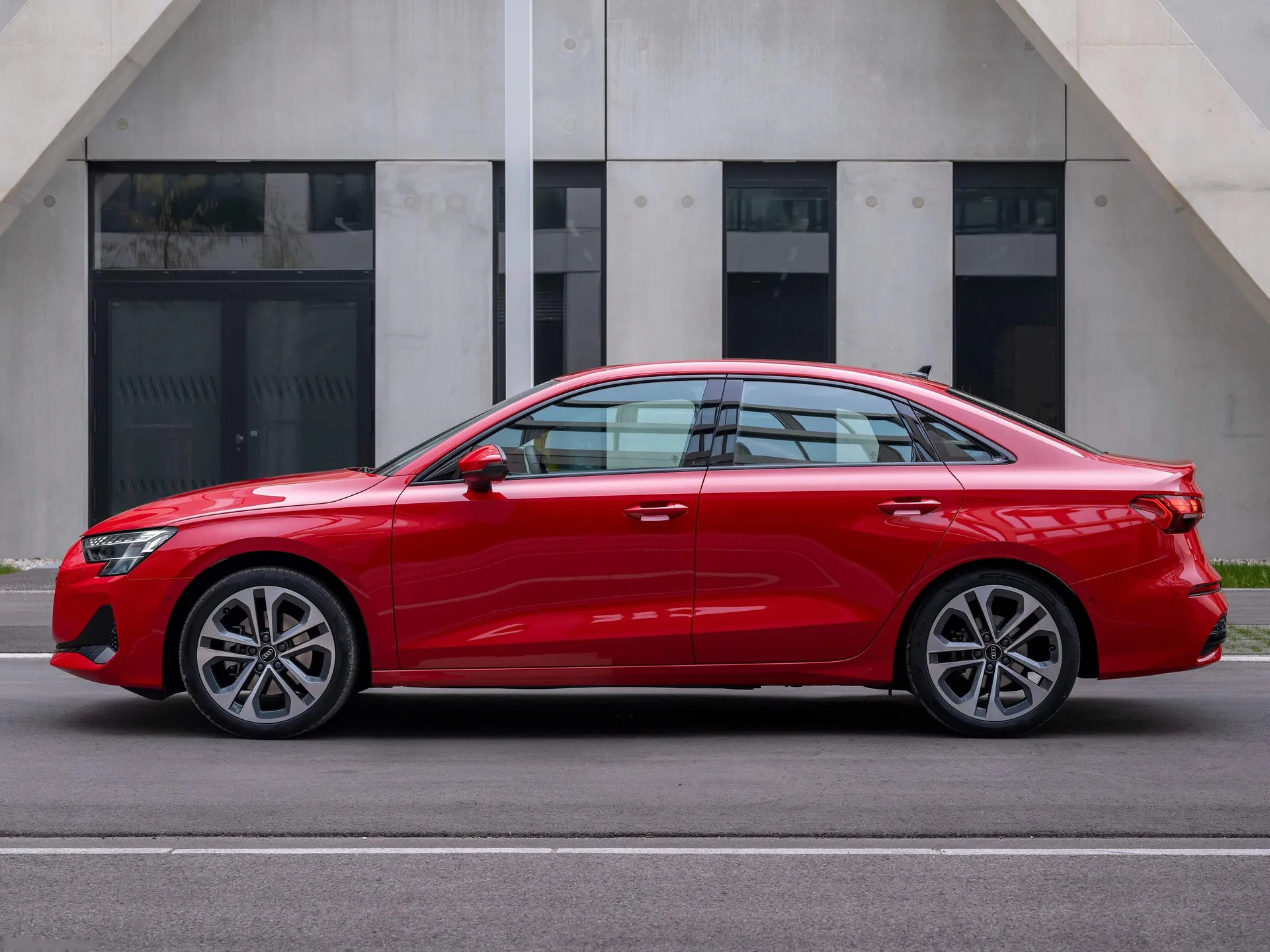 Audi A3 Sedan (2025) – boční profil
