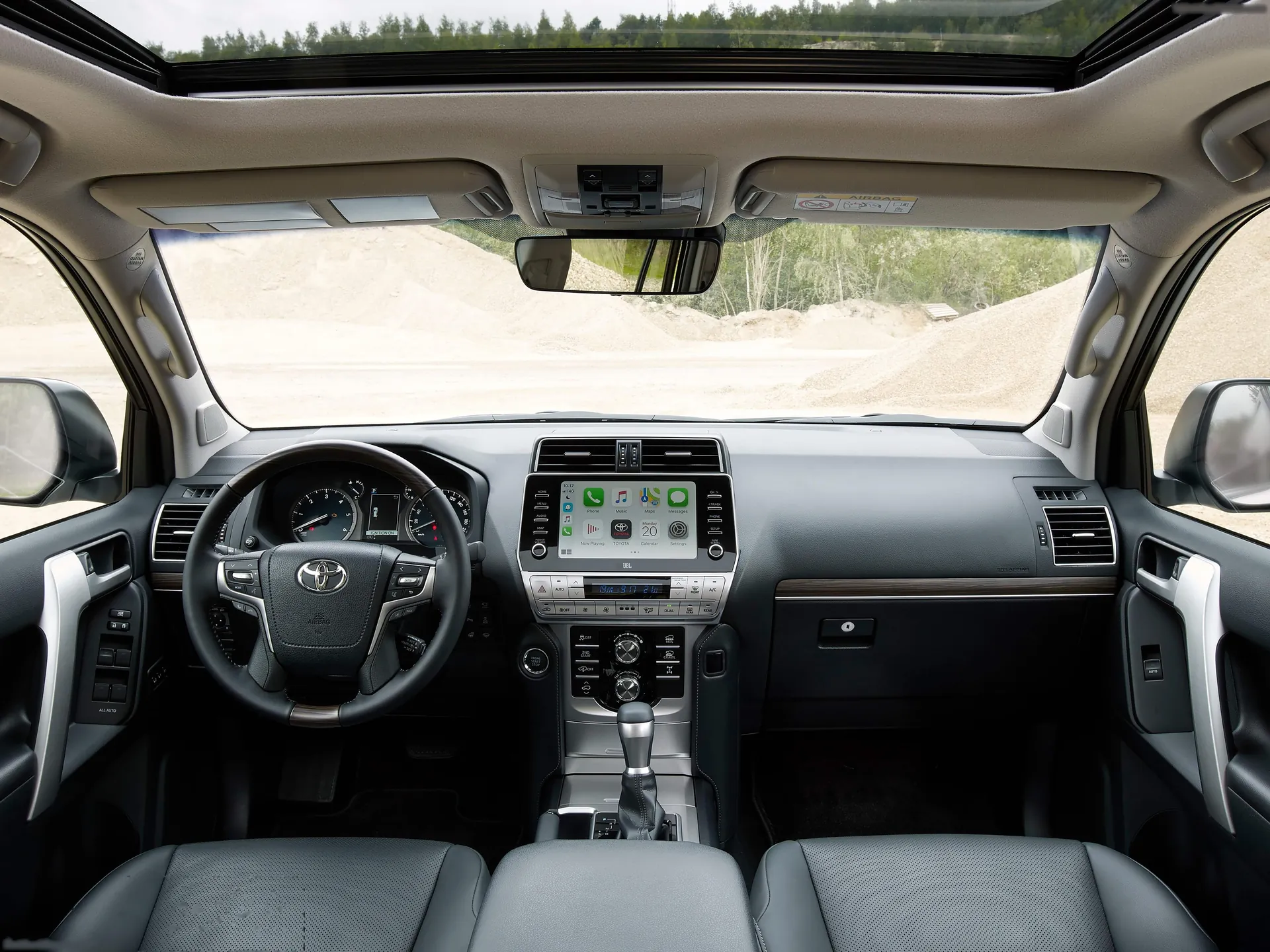 Toyota Land Cruiser [EU] (2021) - Interior