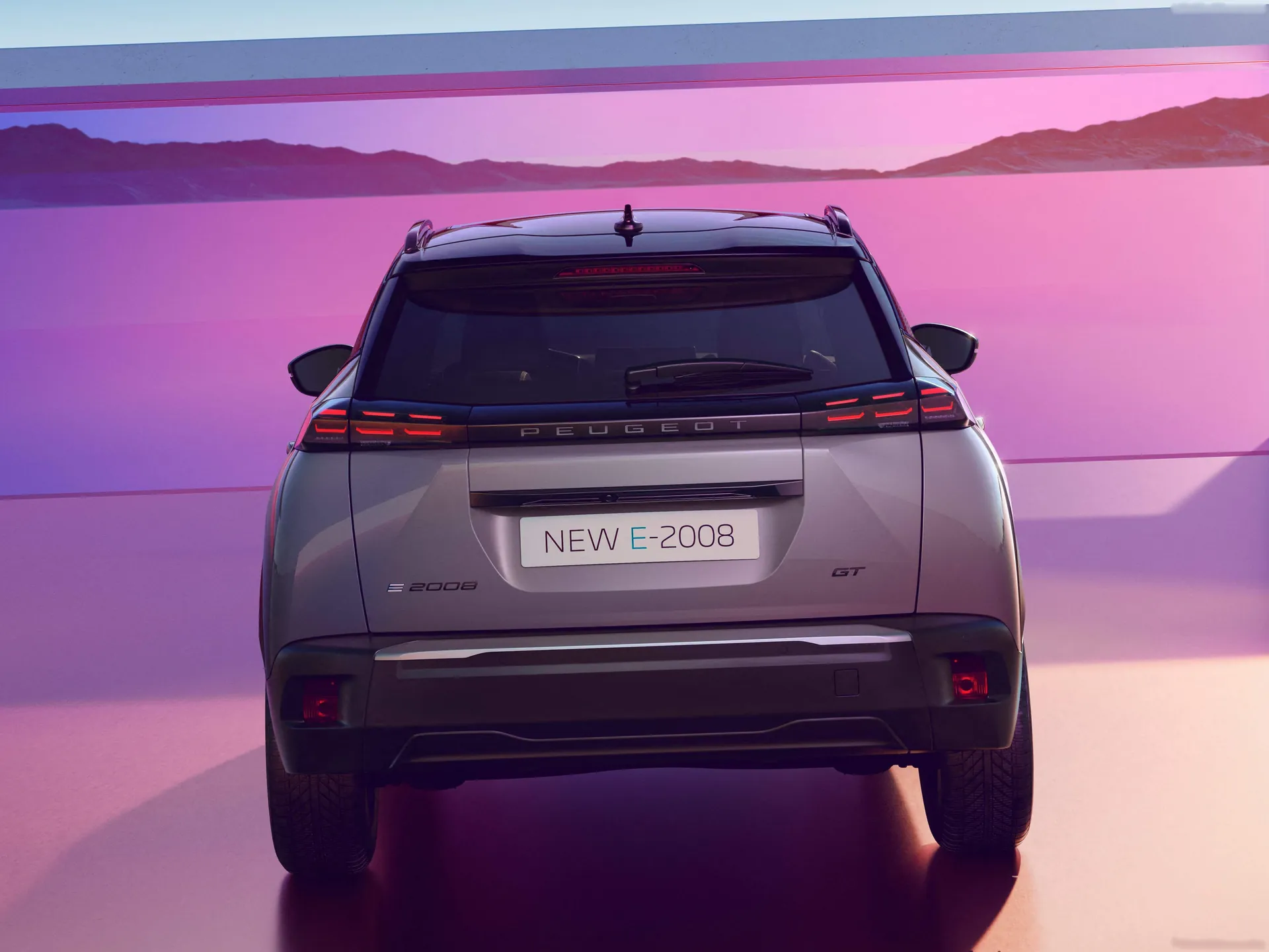 Peugeot e-2008 (2024) – zezadu