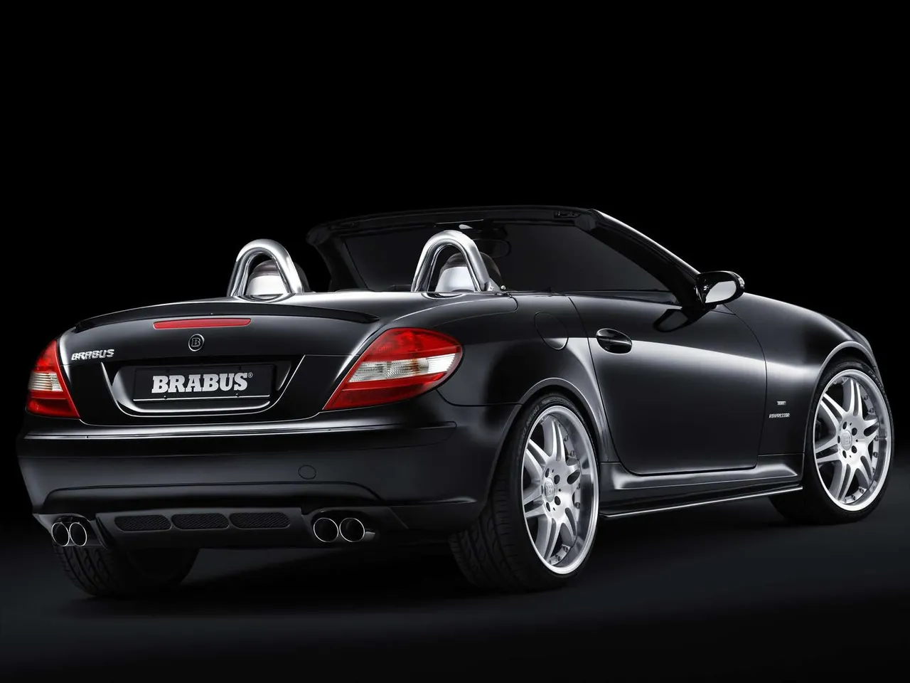 Brabus Mercedes-Benz SLK (2004) – zadní tříčtvrteční pohled